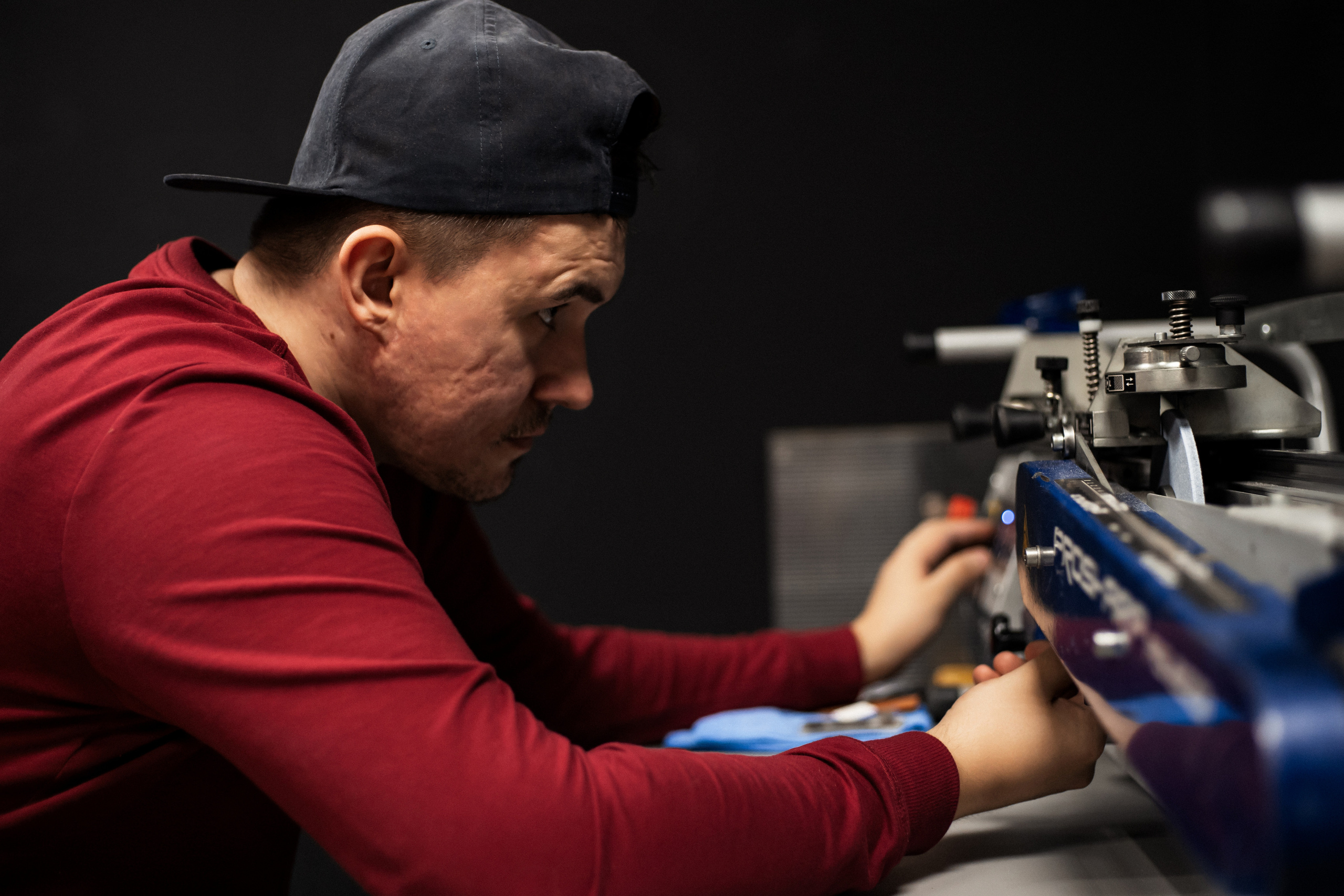 Грифон сервис (заточка коньков). Фотограф Алина Филимонова Тверь