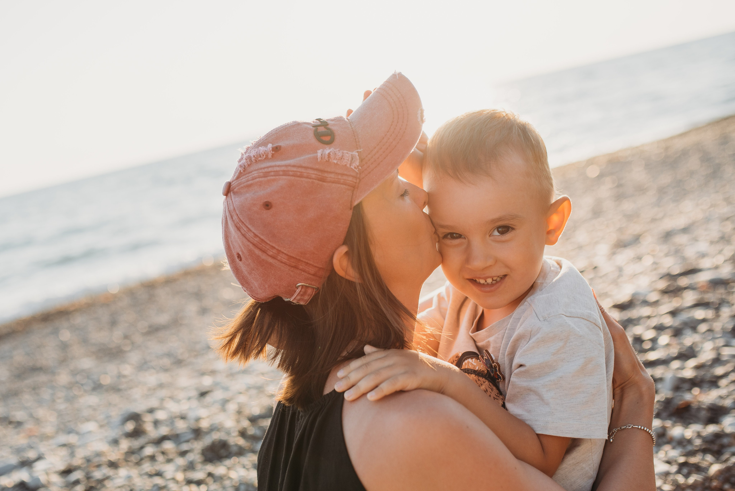 Семейная фотосессия на пляже Сочи Сириус Лазаревская. Фотограф в Сочи — Маргарита Поганова