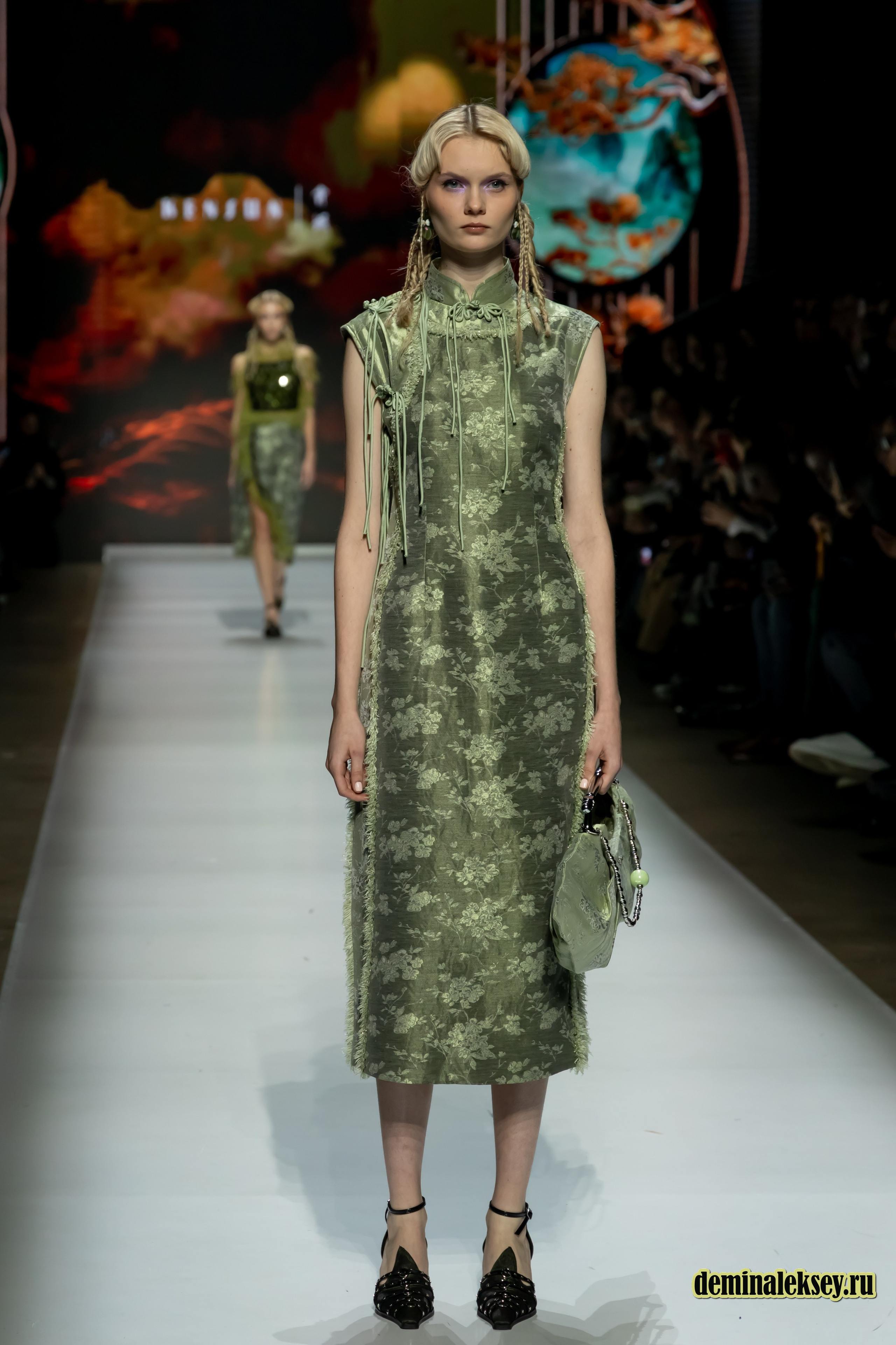 Московская неделя моды 2024 4 октября дизайнер KenSun Китай/China. Репортажный, семейный и студийный фотограф в Москве Демин Алексей