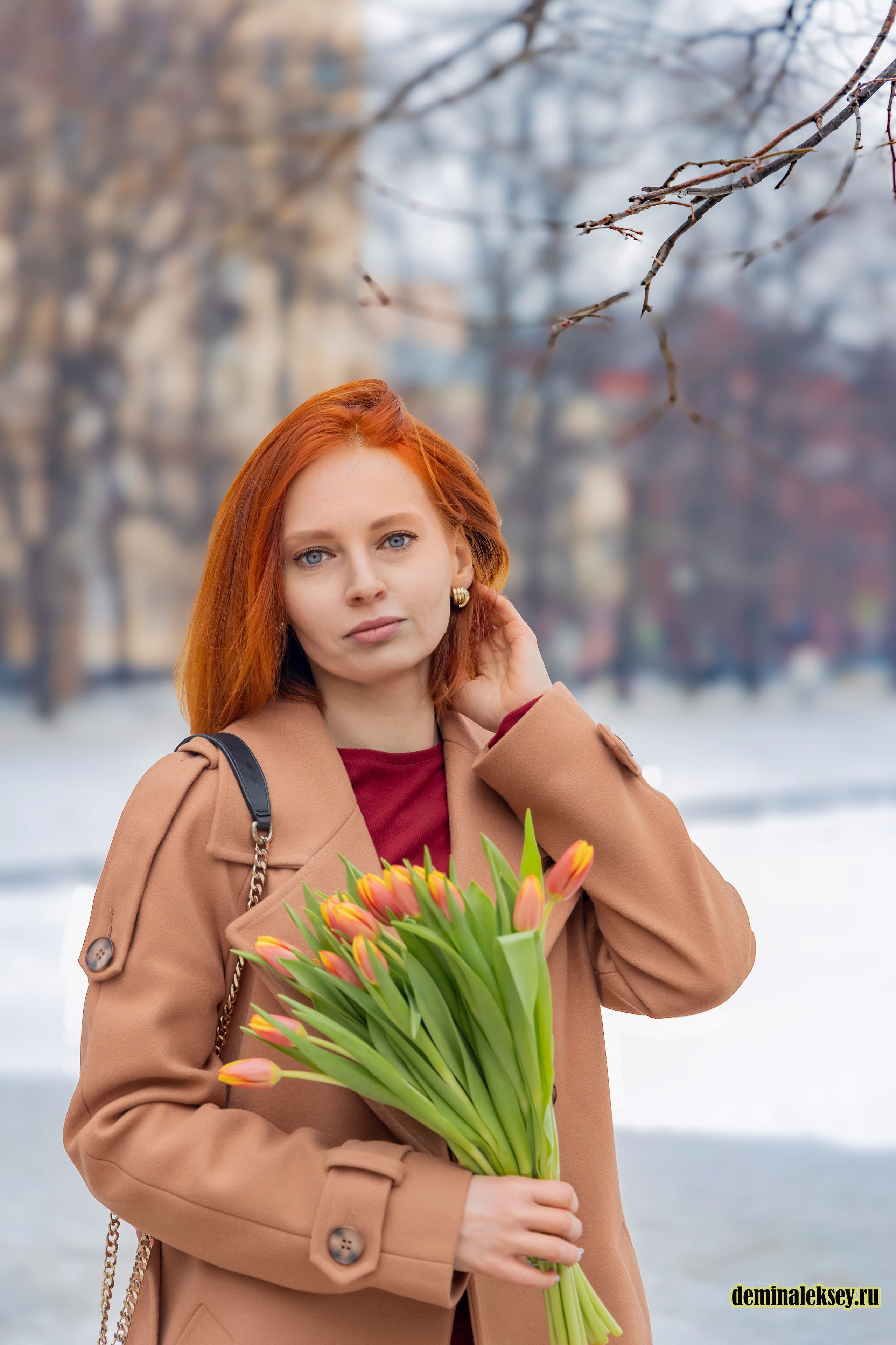 Весенняя фотопрогулка со Светланой на Патриарших прудах. Репортажный, семейный и студийный фотограф в Москве Демин Алексей