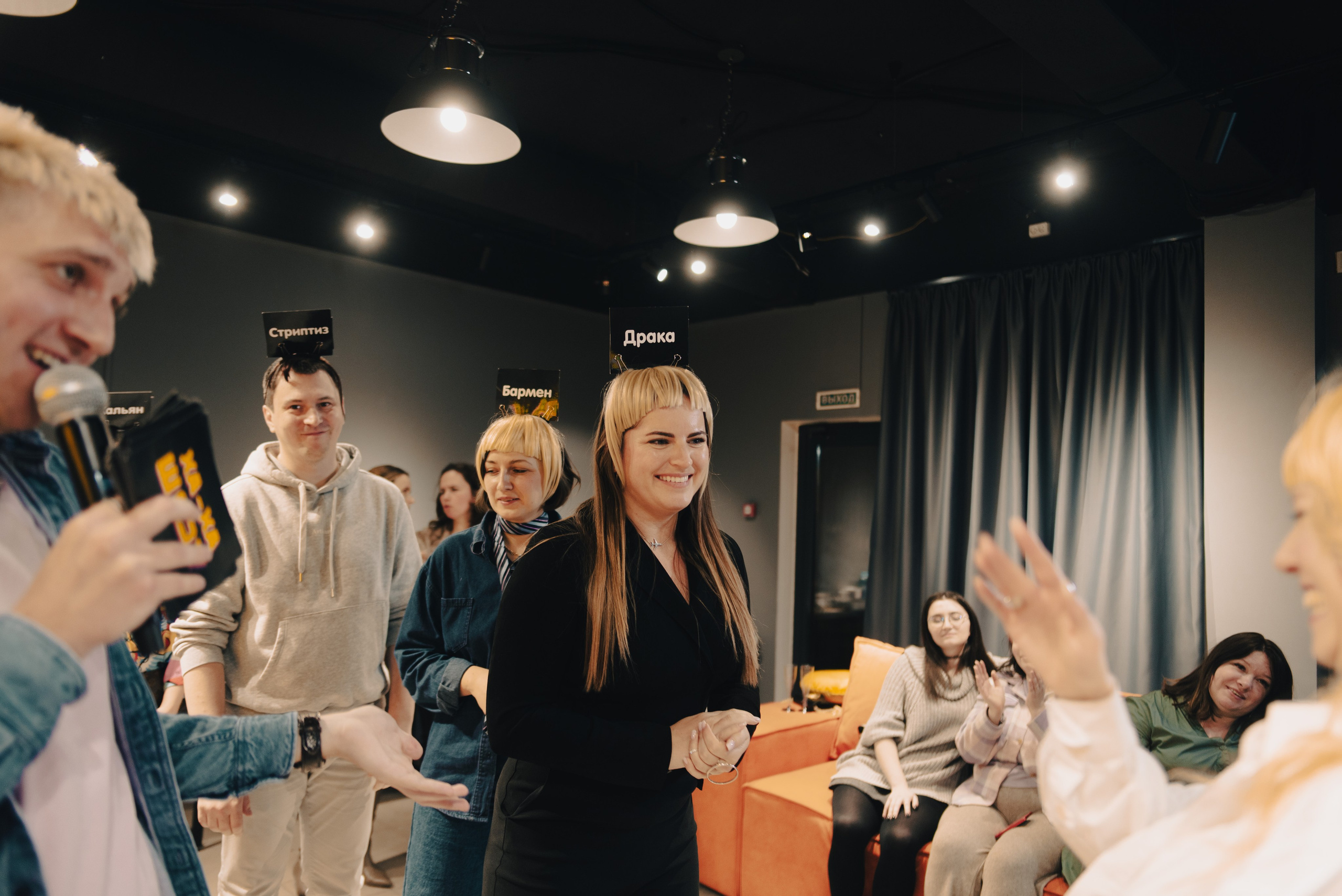 Фотосессия для девушек в студии на день рождения в Туле