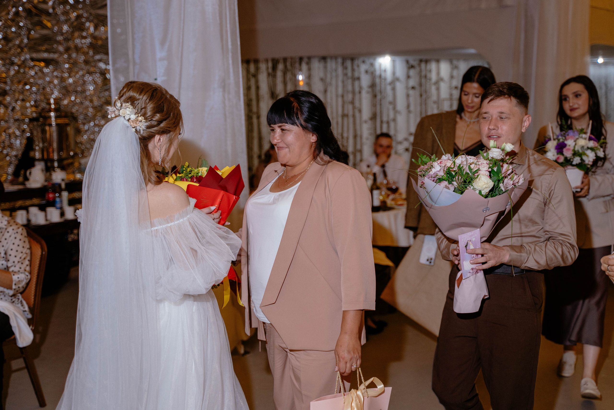 Свадебный день Магомеда и Вероники. Фотограф Чита. Индивидуальные портреты, LoveStory, свадьбы