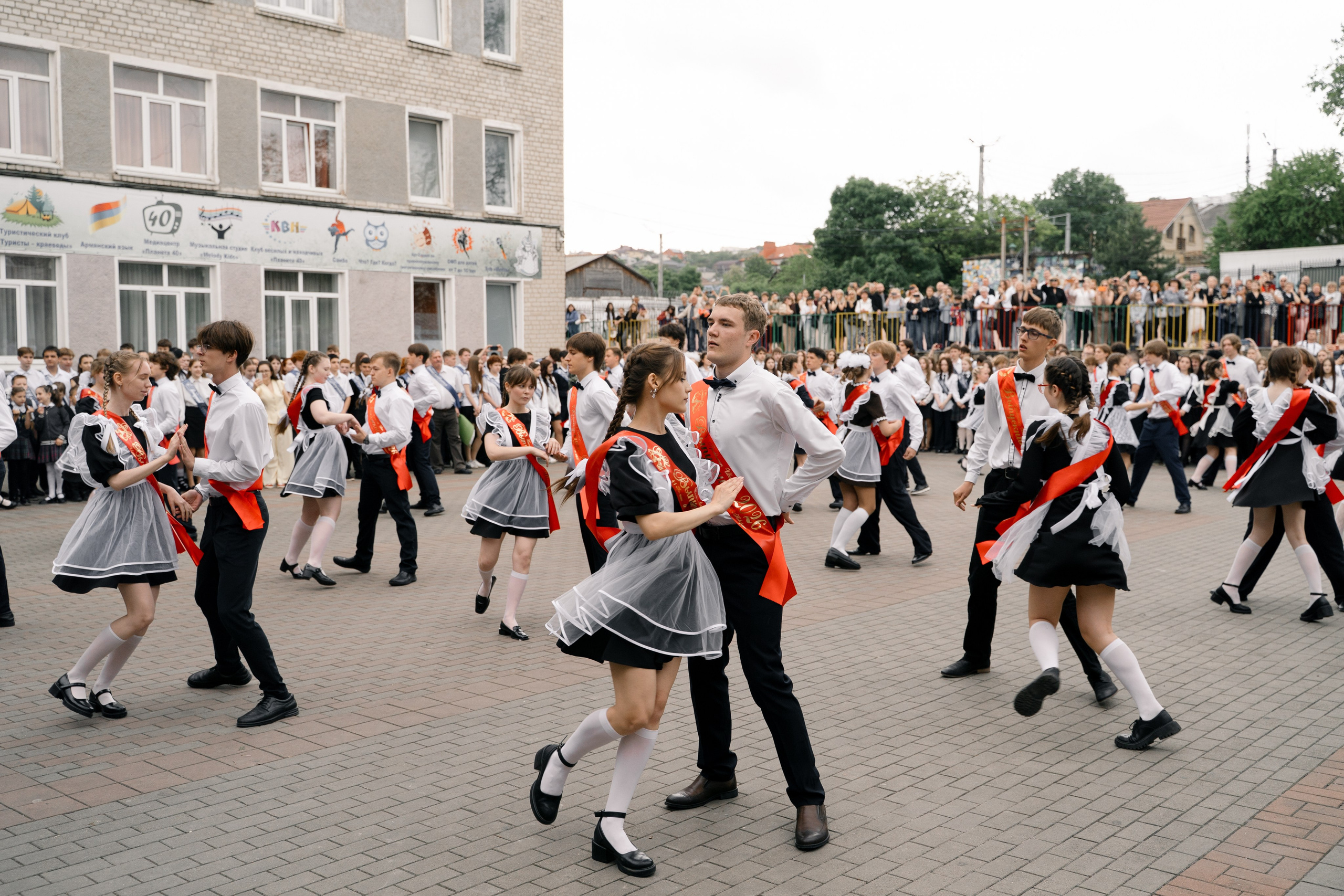 40 Школа последний звонок 2026. Выпускные альбомы Натальи Бутко: Новороссийск, Анапа, Геленджик