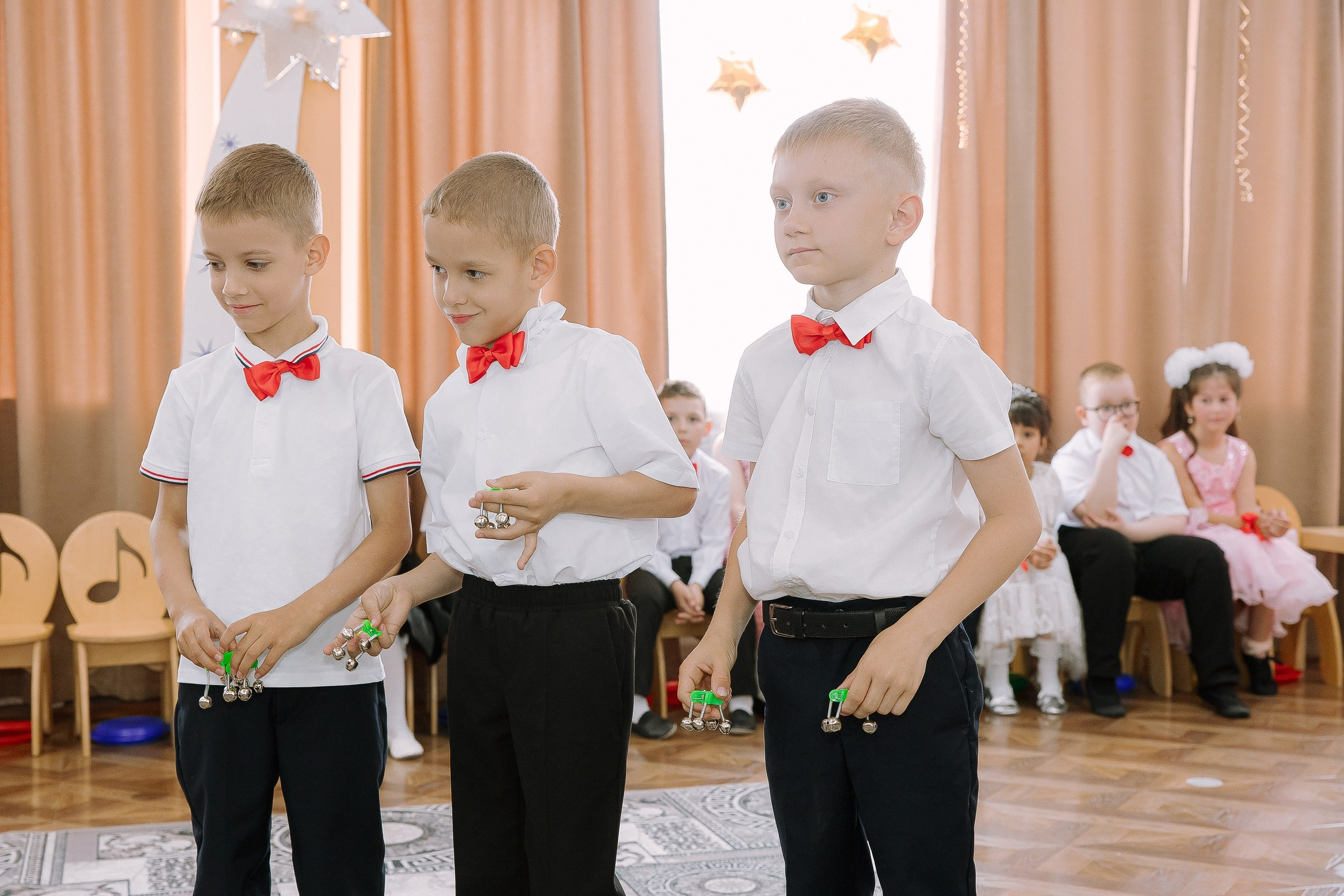 Выпускной в ДС 26. Выпускные альбомы Натальи Бутко: Новороссийск, Анапа, Геленджик