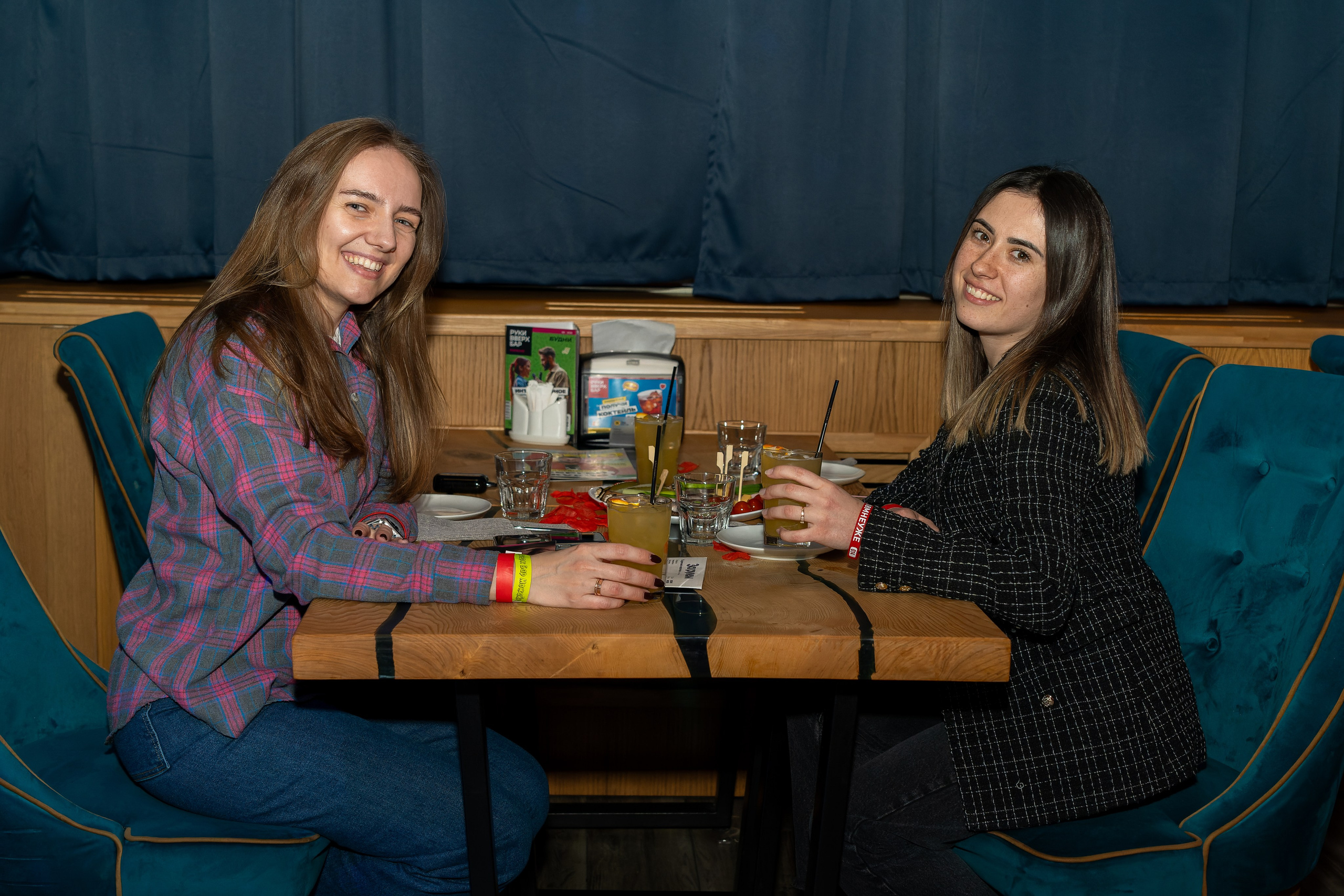 Съёмка мероприятия в баре Руки вверх. «Студия DRONAVT`s» — видеосъёмка и фотография г. Москва