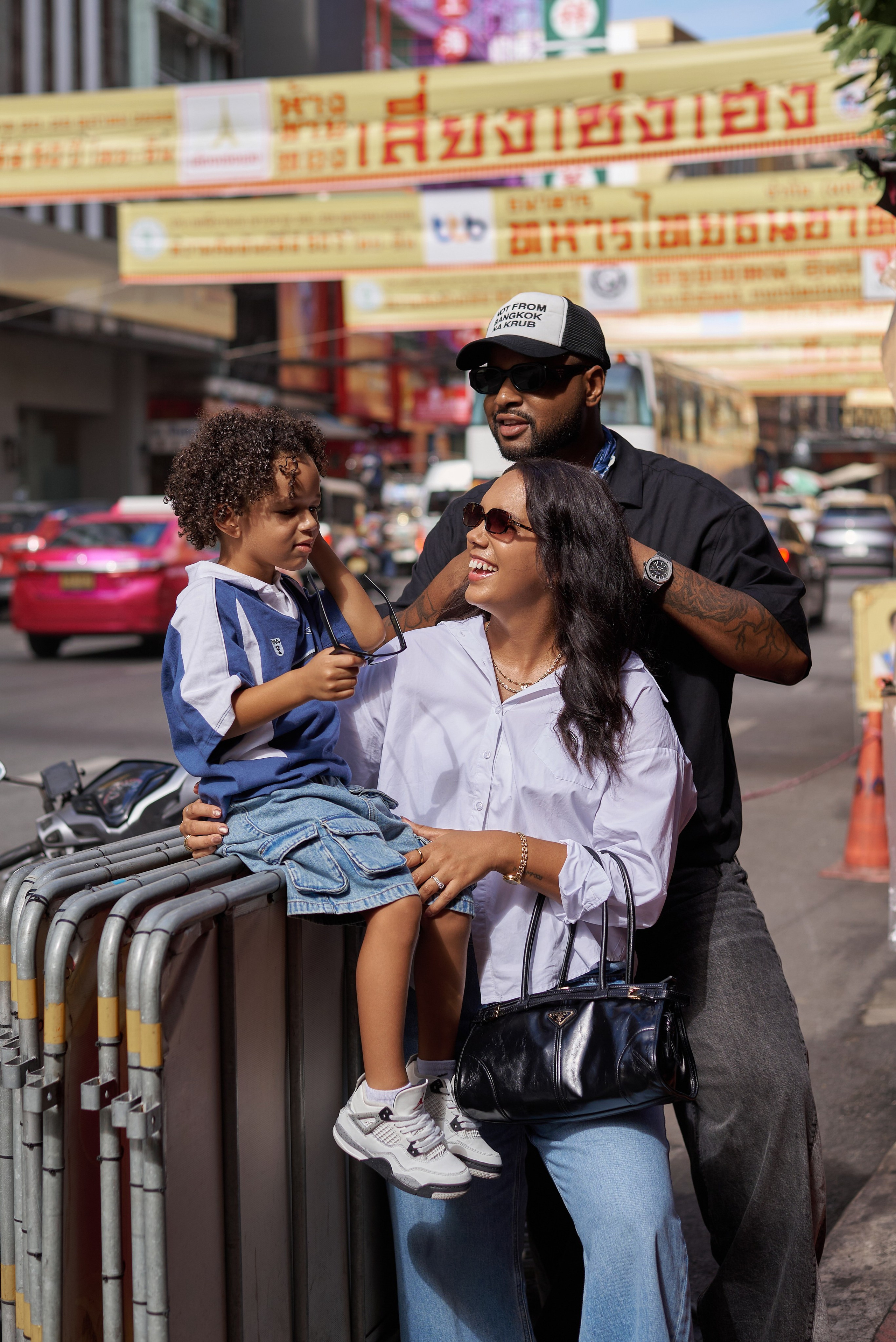 Morning in Chinatown. Photographer Bangkok — Pattaya | фотограф Бангкок — Паттайа