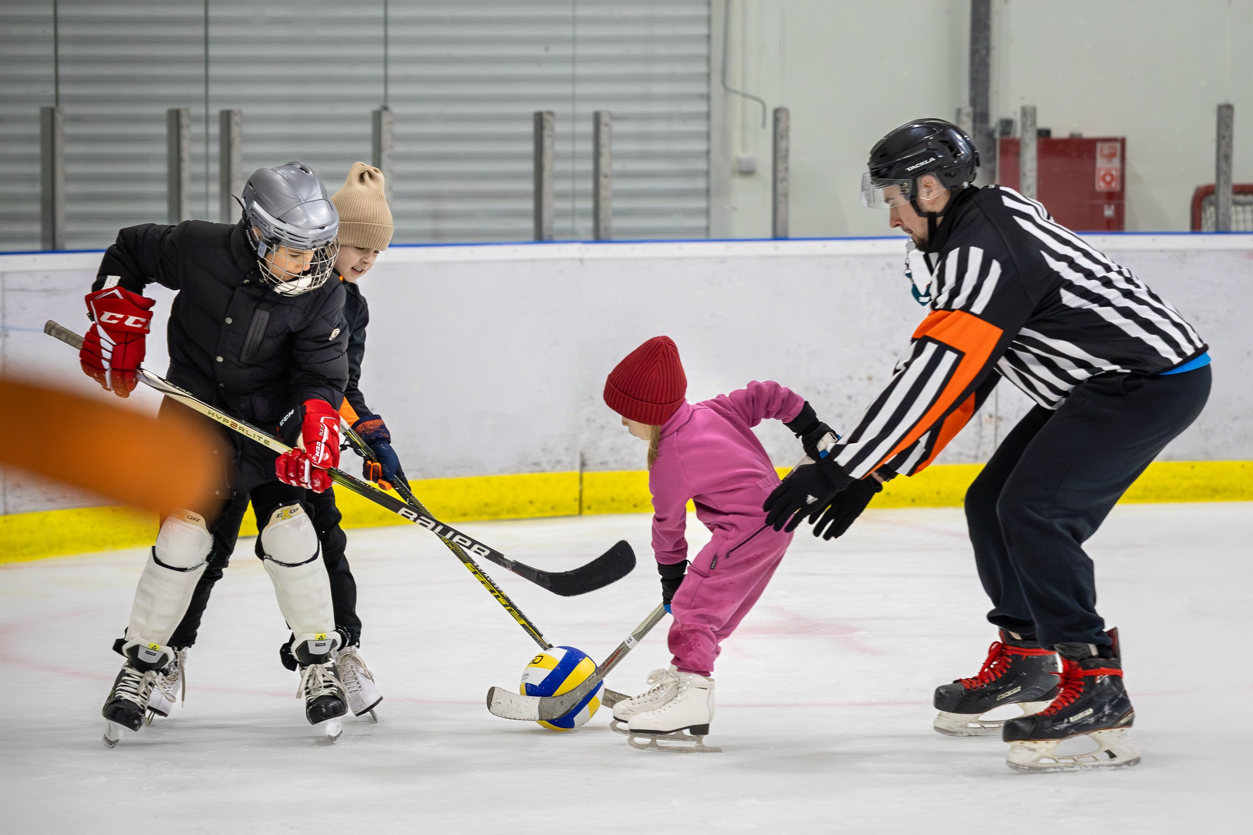 День Рождения на катке. Свадебная фотосъёмка в Москве, Туле