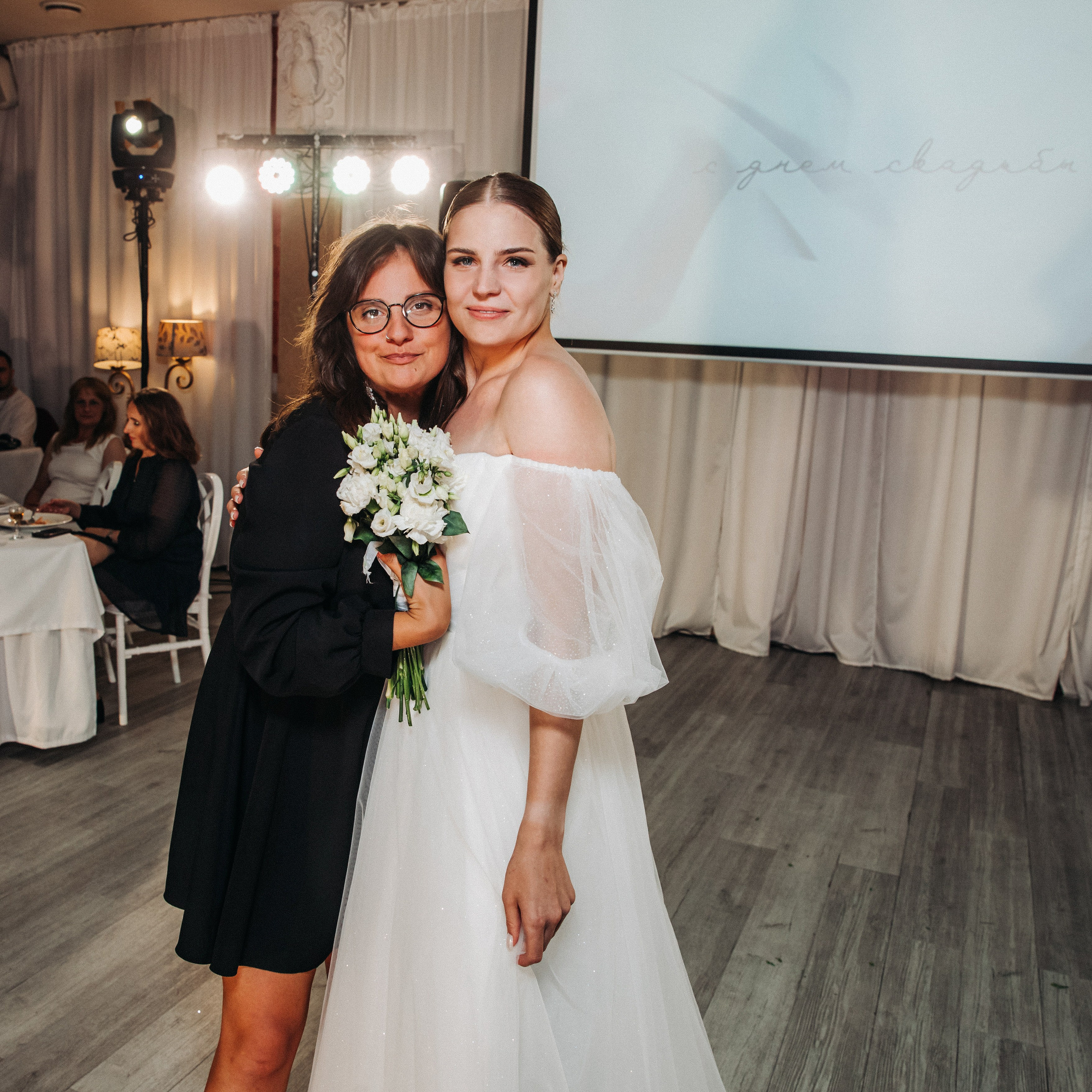 Vlad & Nadya (Saint-Petersburg, Russia). Destination wedding photographer Peter Letu