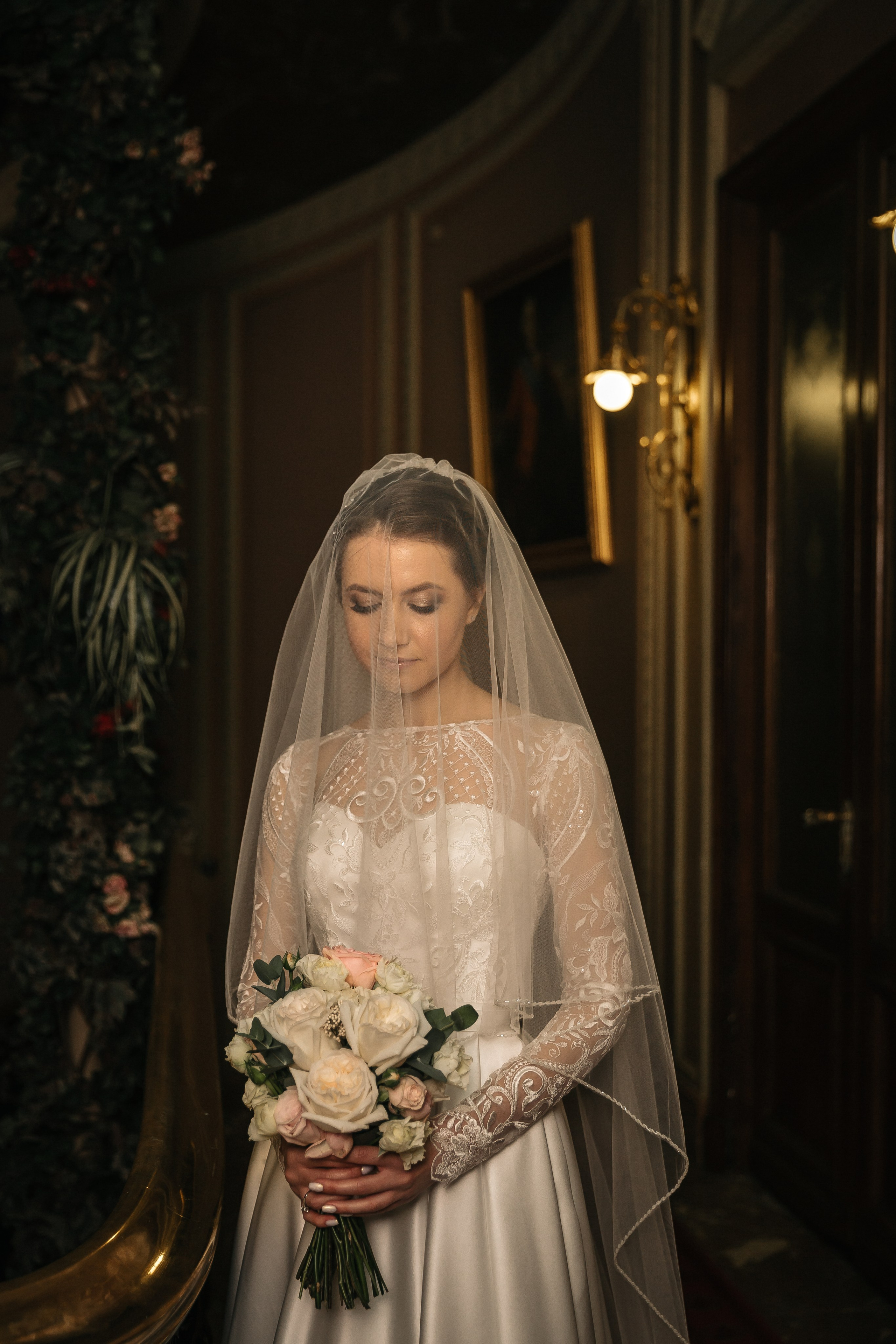 ОКТЯБРЬ | Дворец № 1 Талион, Особняк военного министра. Свадебный фотограф в Санкт-Петербурге Полина Корзухина