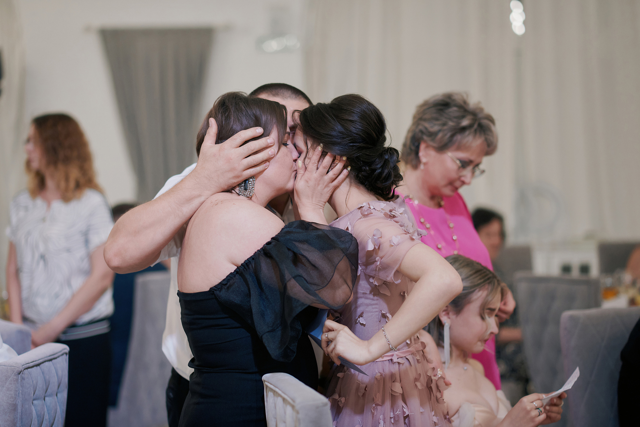 Выпускной ресторан Усадьба. Свадебный фотограф в Ростовe-на-Дону Анастасия Прутова