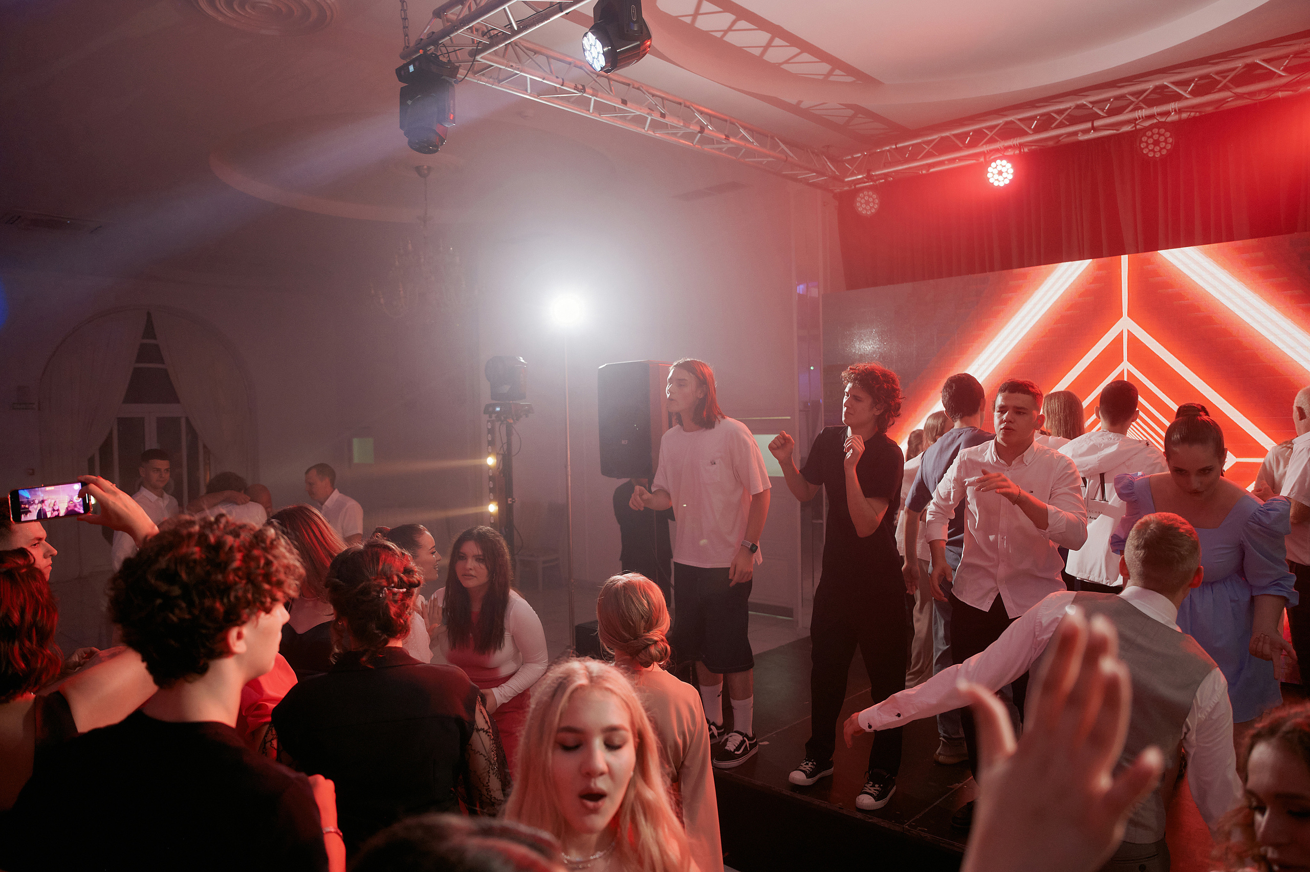 Выпускной ресторан Усадьба. Свадебный фотограф в Ростовe-на-Дону Анастасия Прутова