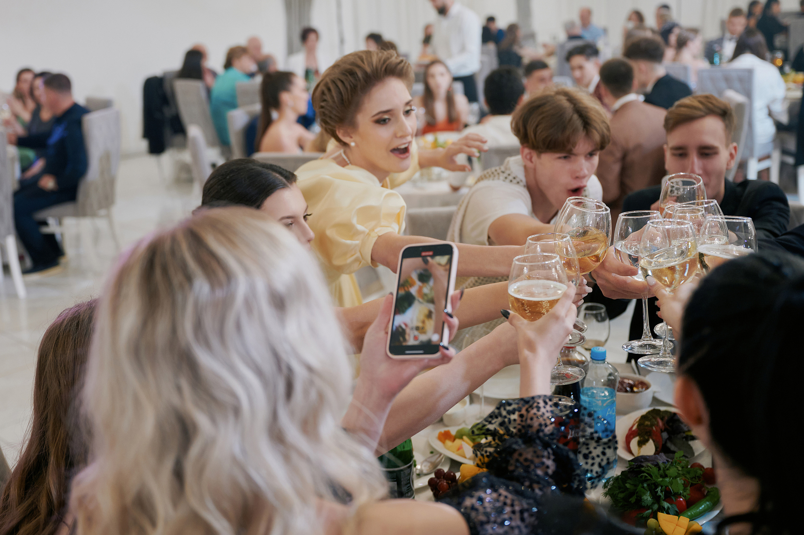 Выпускной ресторан Усадьба. Свадебный фотограф в Ростовe-на-Дону Анастасия Прутова
