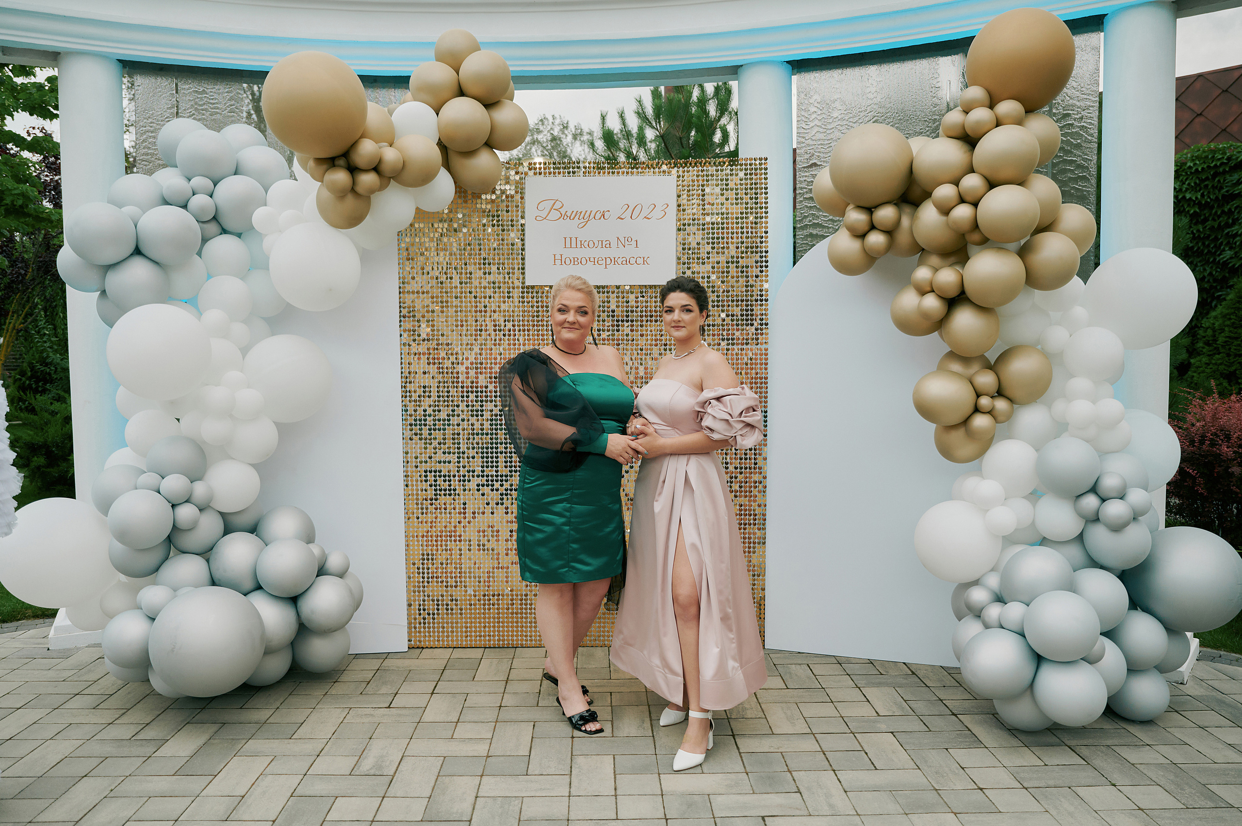 Выпускной ресторан Усадьба. Свадебный фотограф в Ростовe-на-Дону Анастасия Прутова