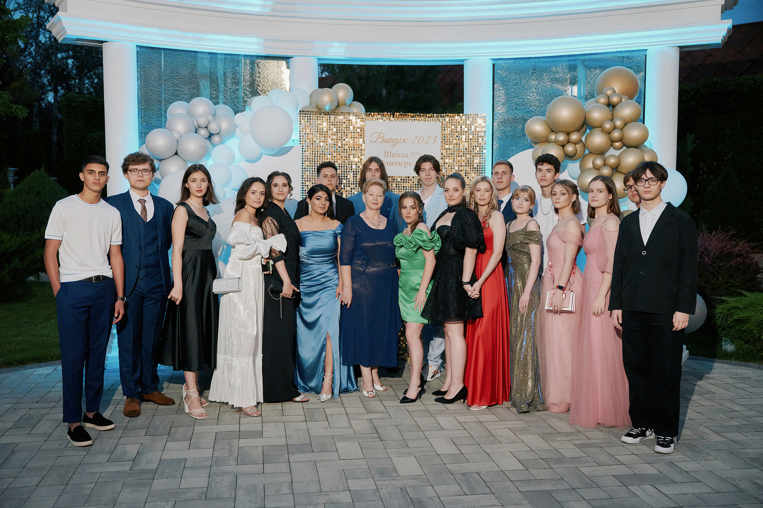 Выпускной ресторан Усадьба. Свадебный фотограф в Ростовe-на-Дону Анастасия Прутова