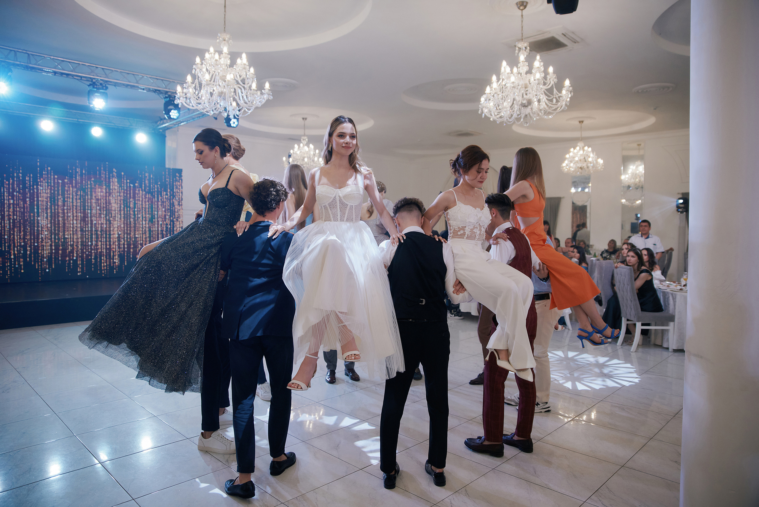 Выпускной ресторан Усадьба. Свадебный фотограф в Ростовe-на-Дону Анастасия Прутова