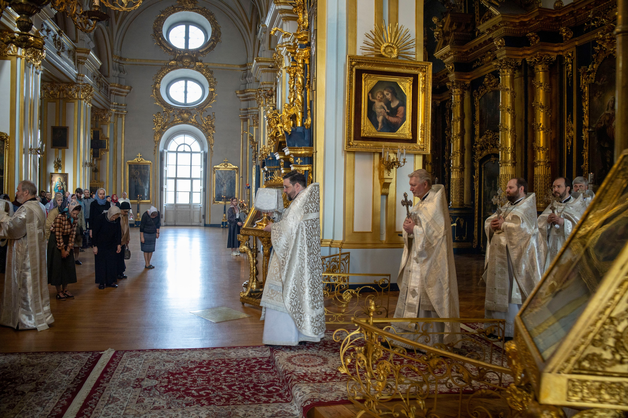 ВЕЛИКАЯ СУББОТА. НИКОЛО-БОГОЯВЛЕНСКИЙ МОРСКОЙ СОБОР
