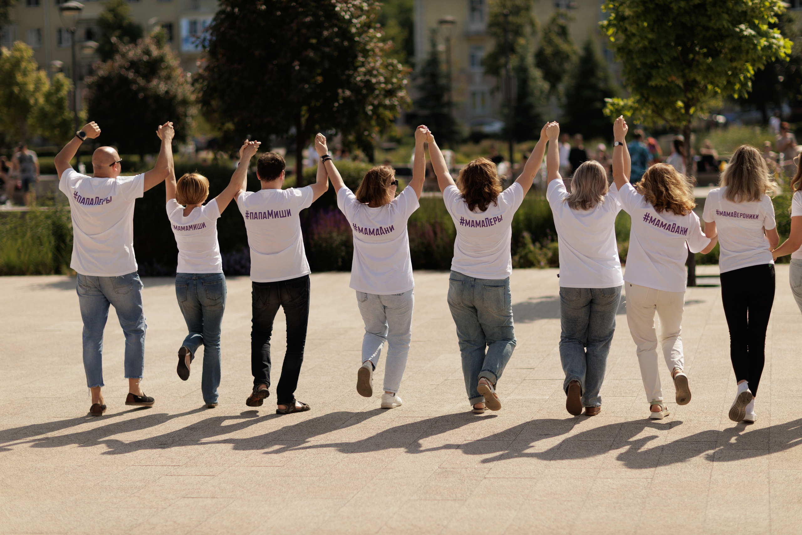 Репортажные фото съёмки клипа от родителей выпускникам. Свадебный фотограф в Воронеже Александр Работкин