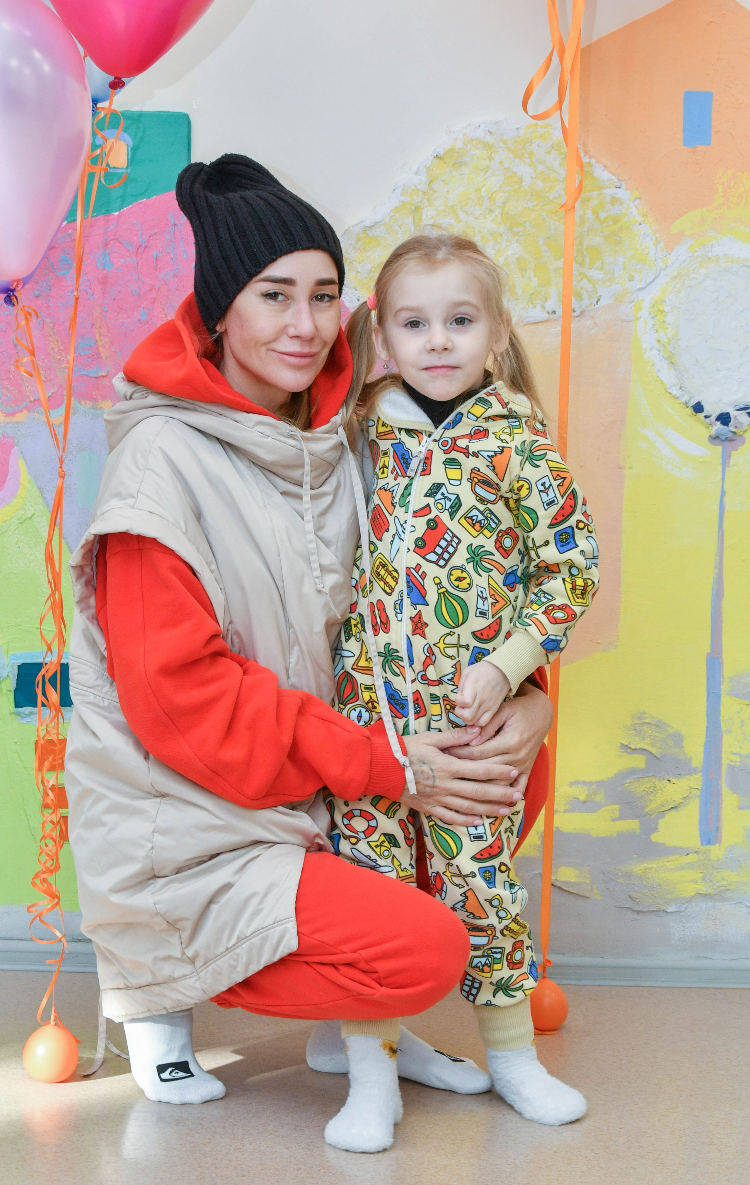 2023 г. День дошкольного работника и прогулка. Репортажный и детский фотограф в Новосибирске