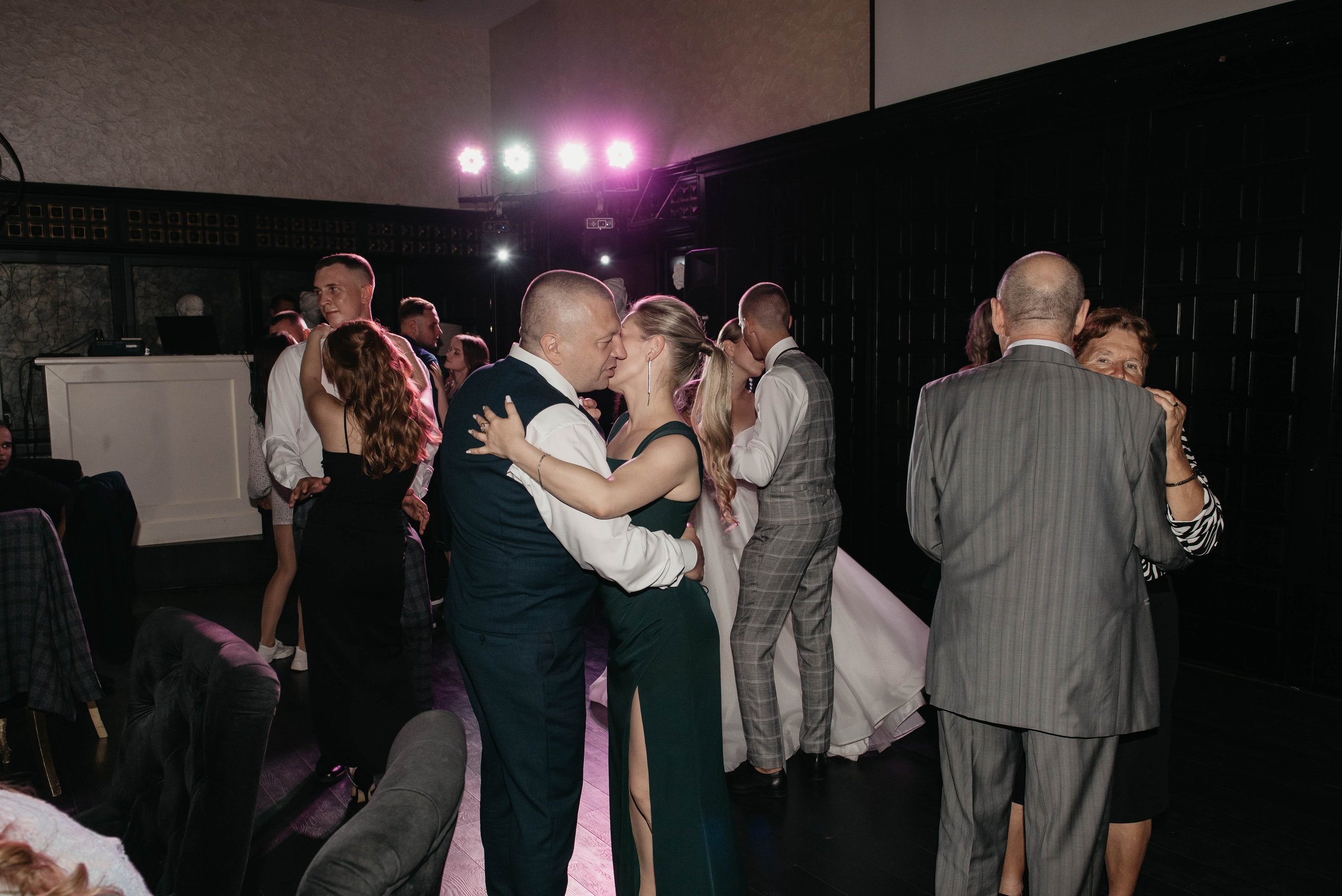 Никита и Настя. Свадебный фотограф Марина Жемчужникова в Москве и в Белгороде