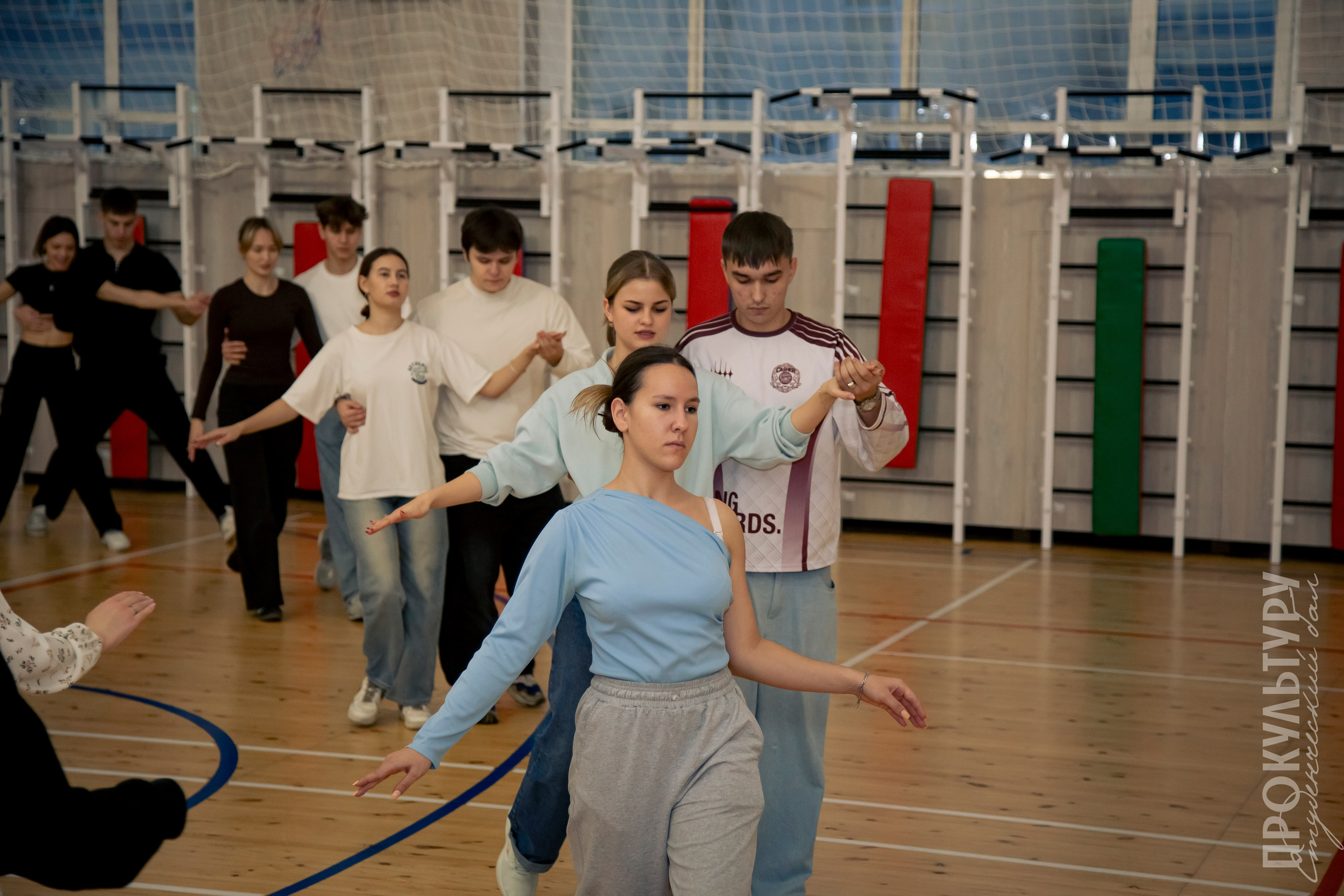 Студбал: репетиции. Репортажный и портретный фотограф Казань / Горячих Полина