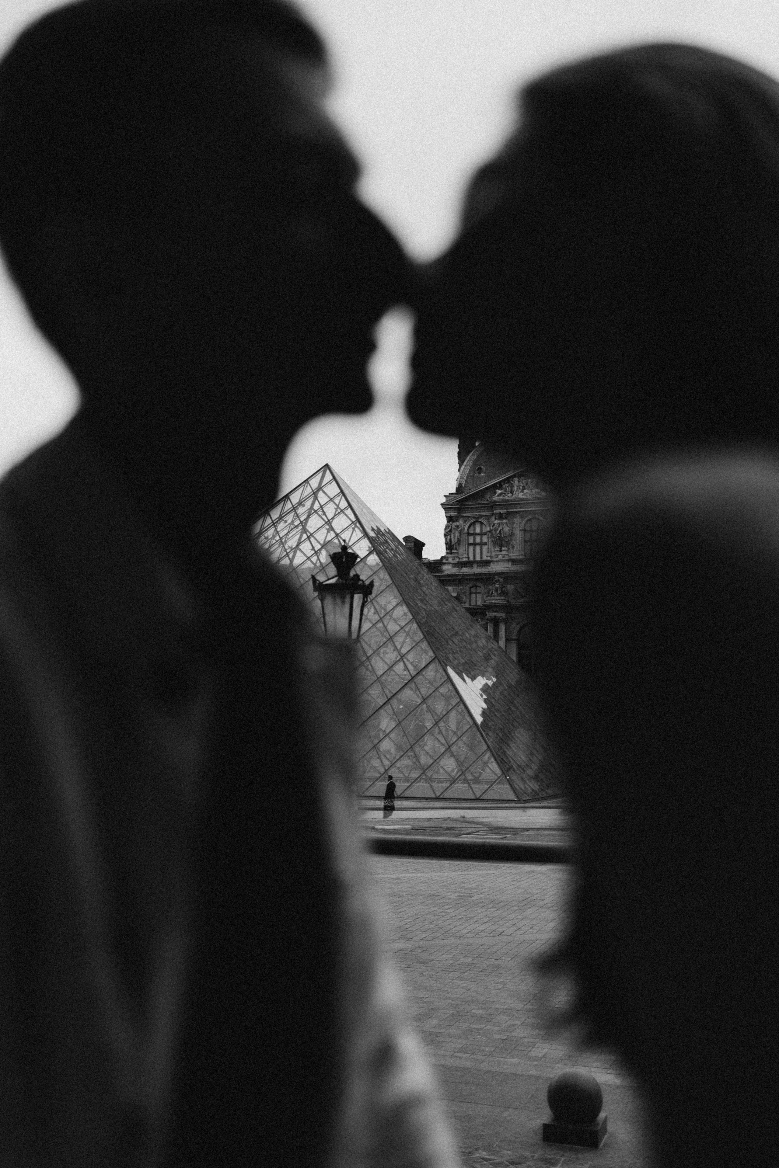 Затеряться с тобой в Париже. Фотограф в Париже