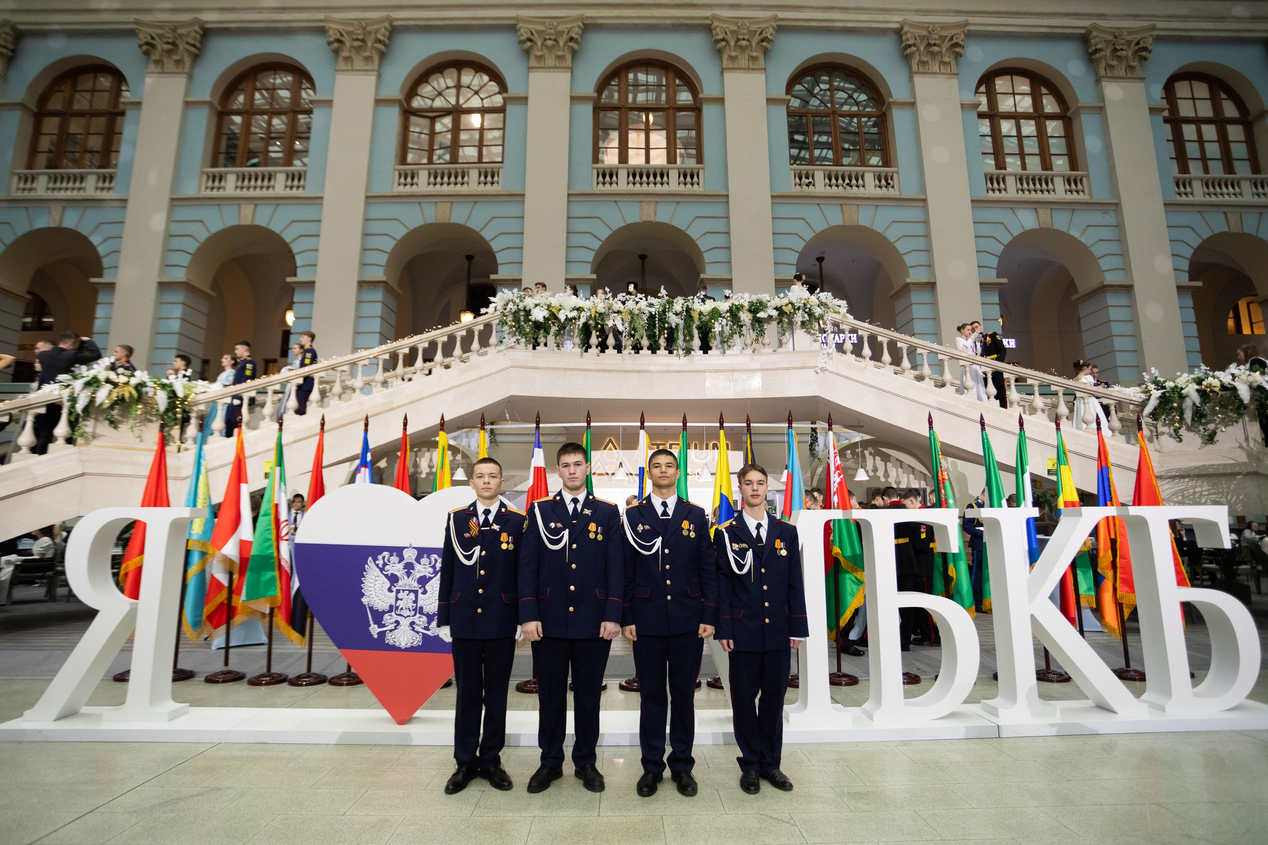 Кадетский бал. VICTOR SAPOZHNIKOV