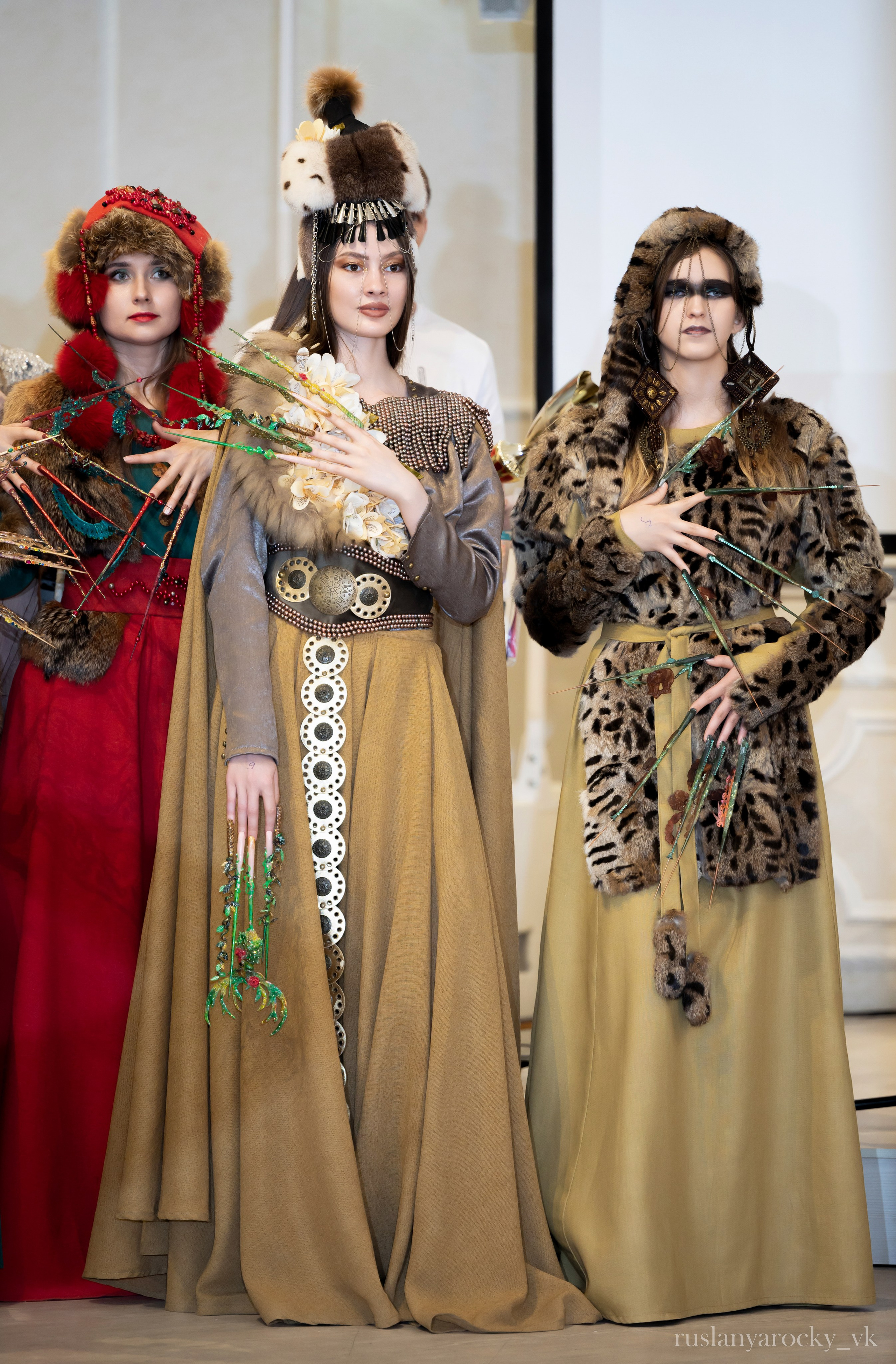 Модный показ. Репортажный фотограф