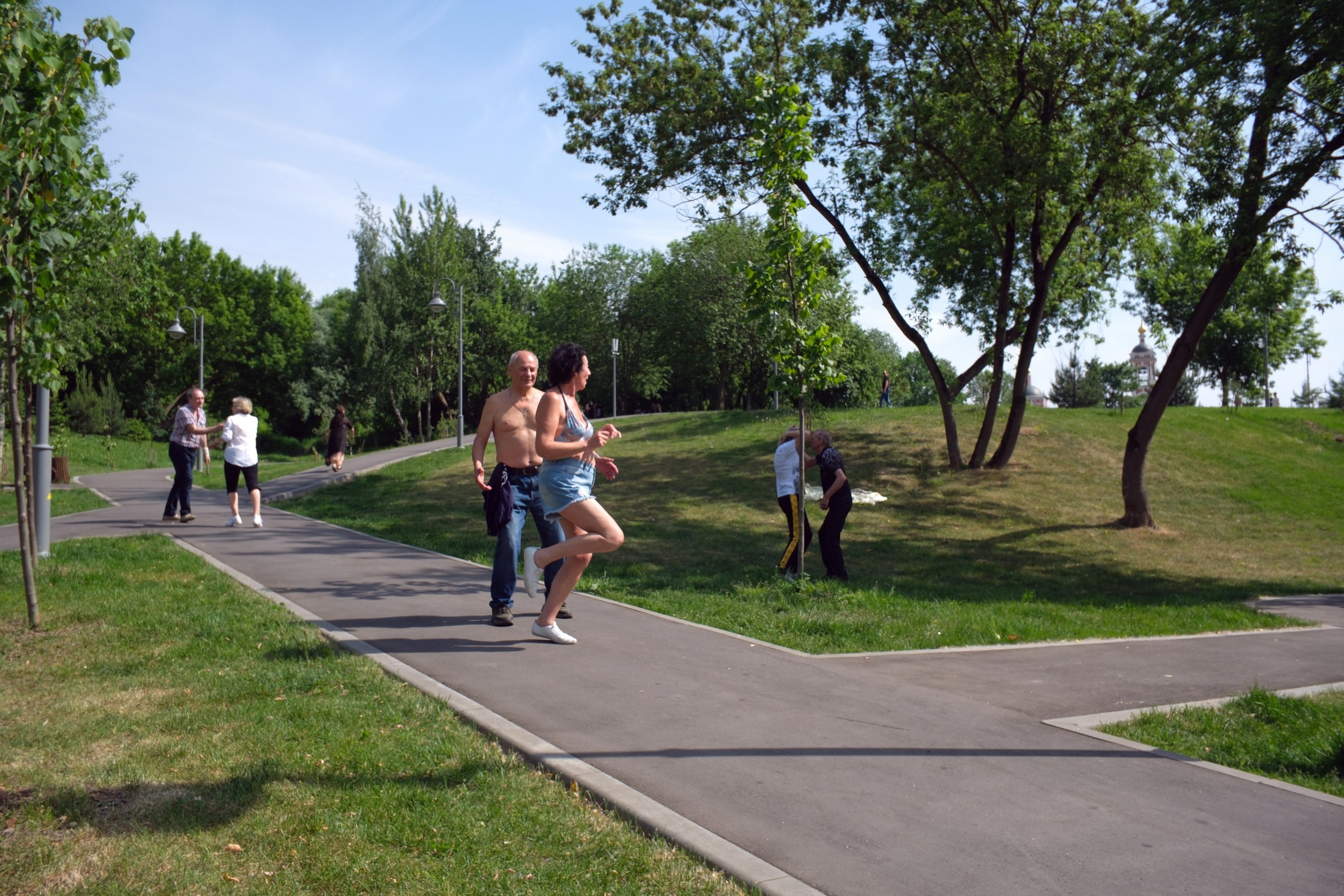 31.05.2025. Покровский парк. Активное долголетие. Улица, люди, жизнь…