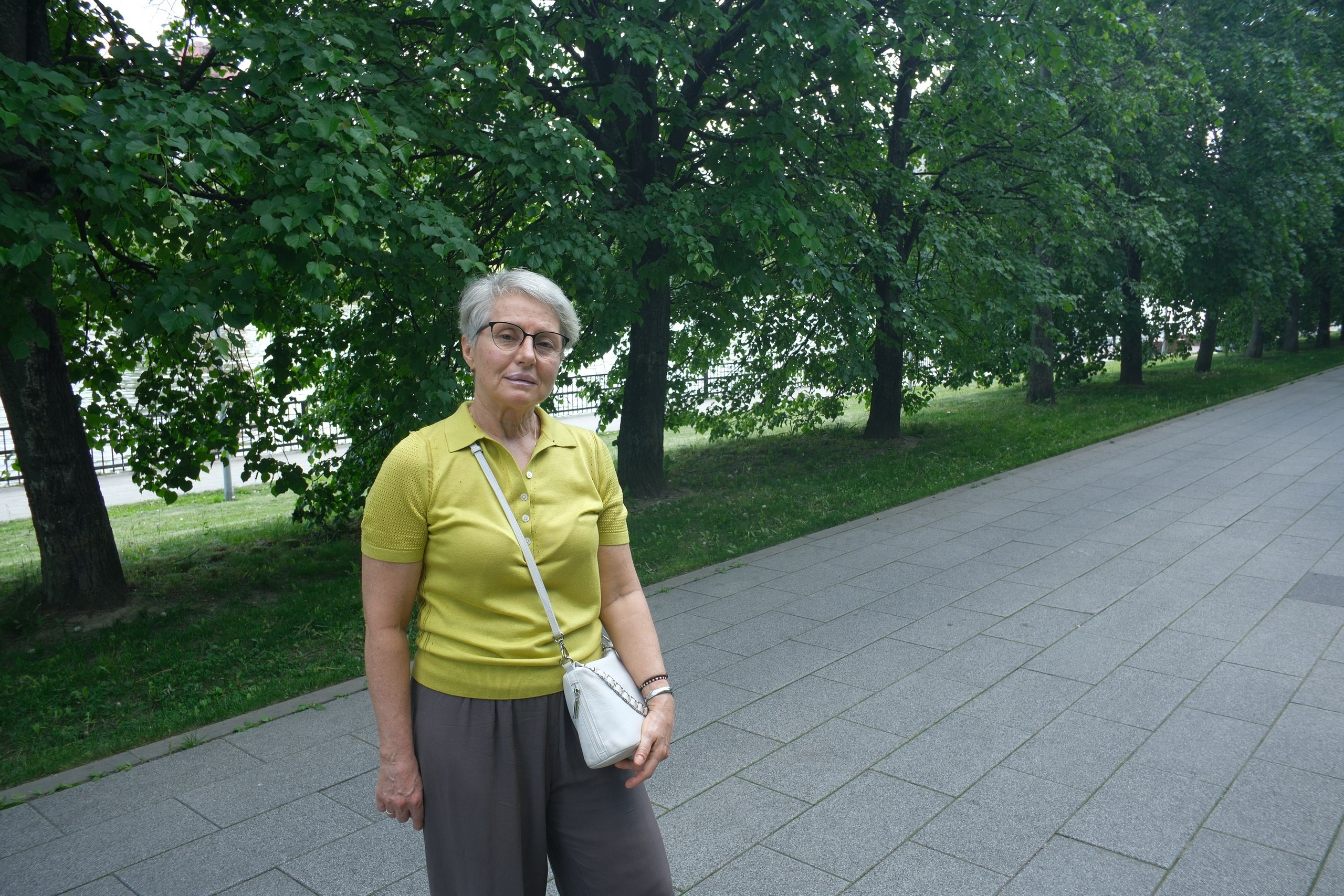 Парк 850 лет Москве. Снято на Voigtlander 18/2,8 Color-scopar. Улица, люди, жизнь…