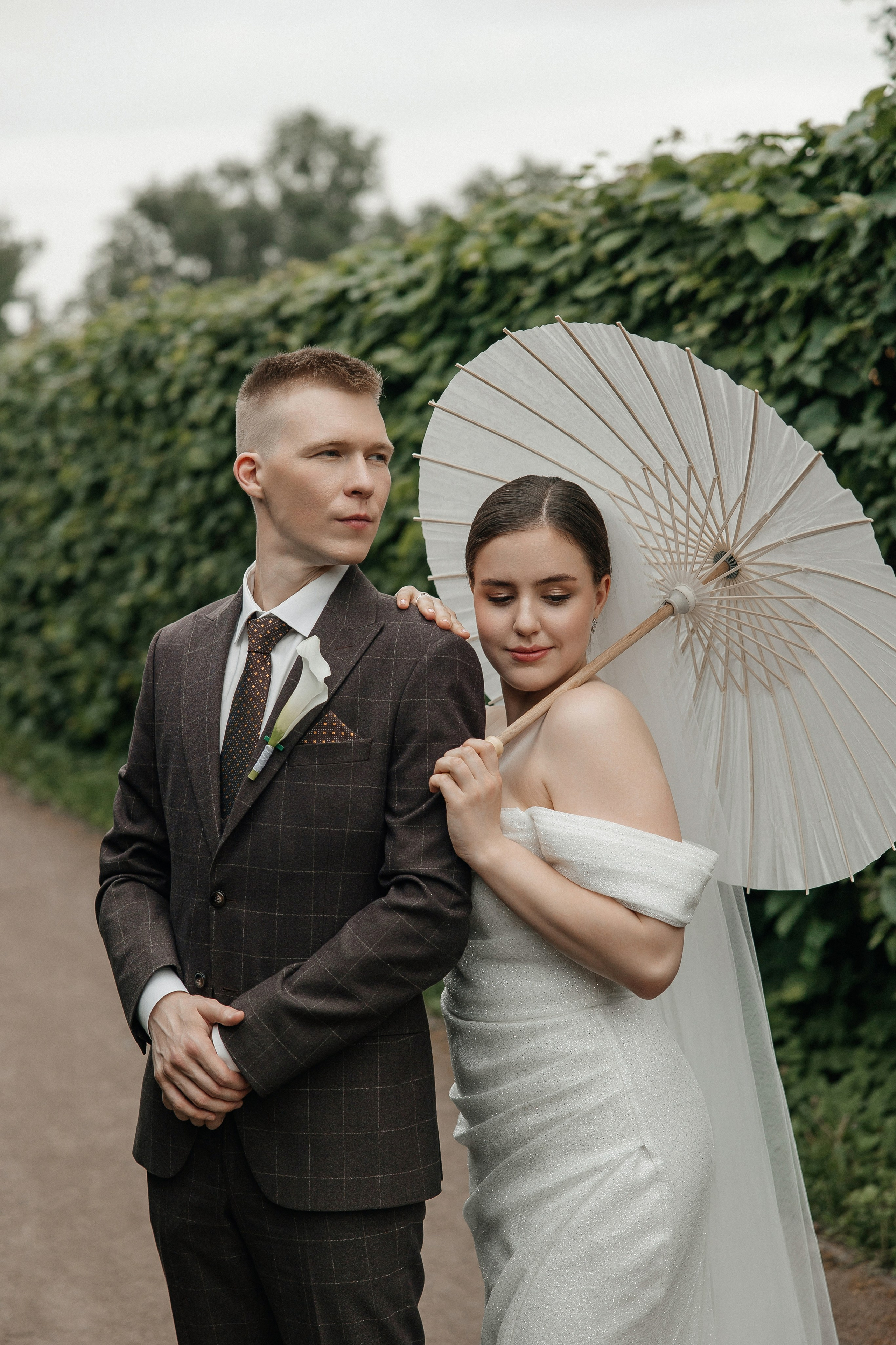 Свадебная фотосессия в Усадьбе Кусково. Свадебный фотограф в Москве Дарья Олендарёва