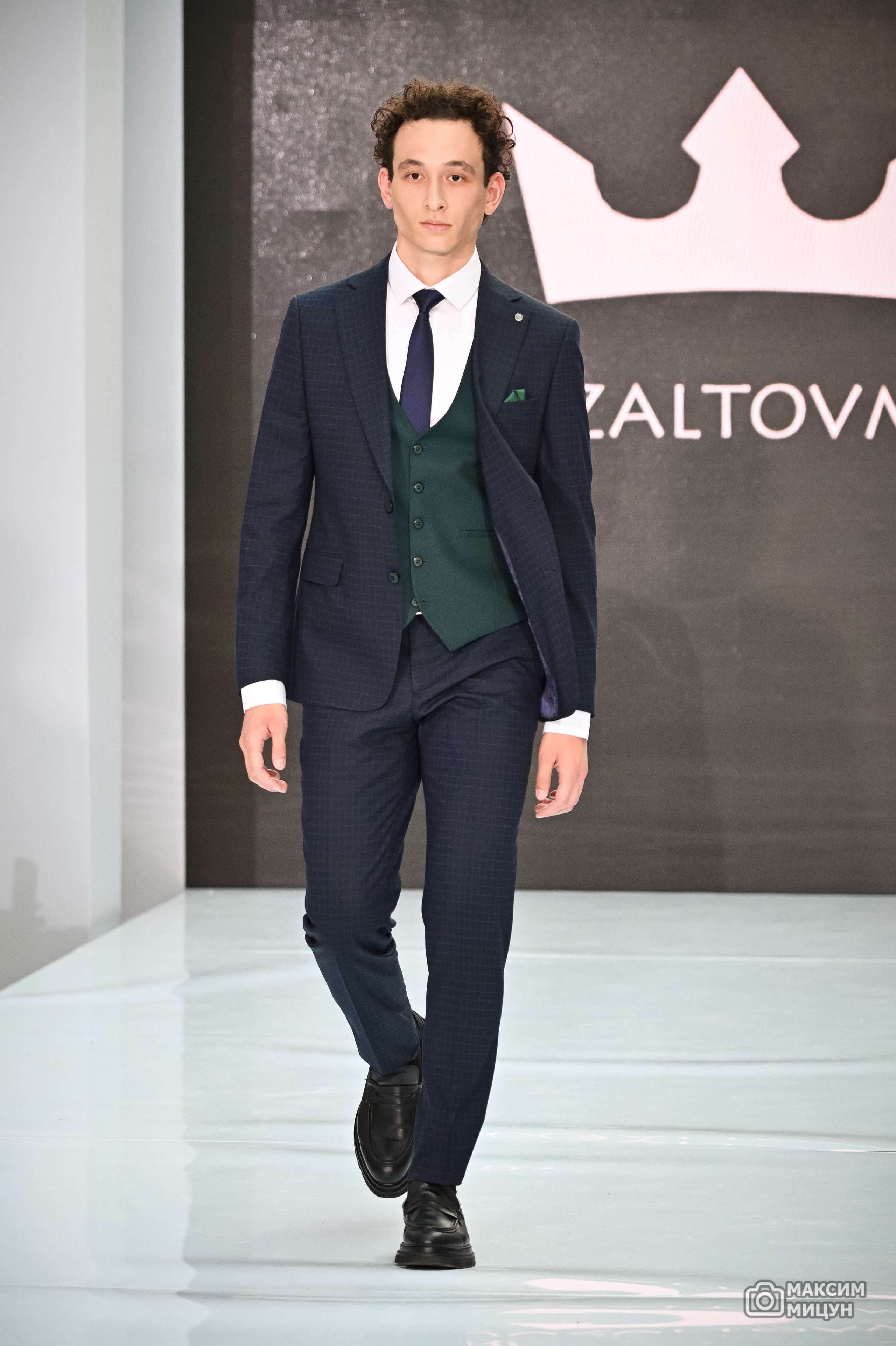 Модные показы. Фотограф Максим Мицун. Портрет, свадьба, репортаж, каталог