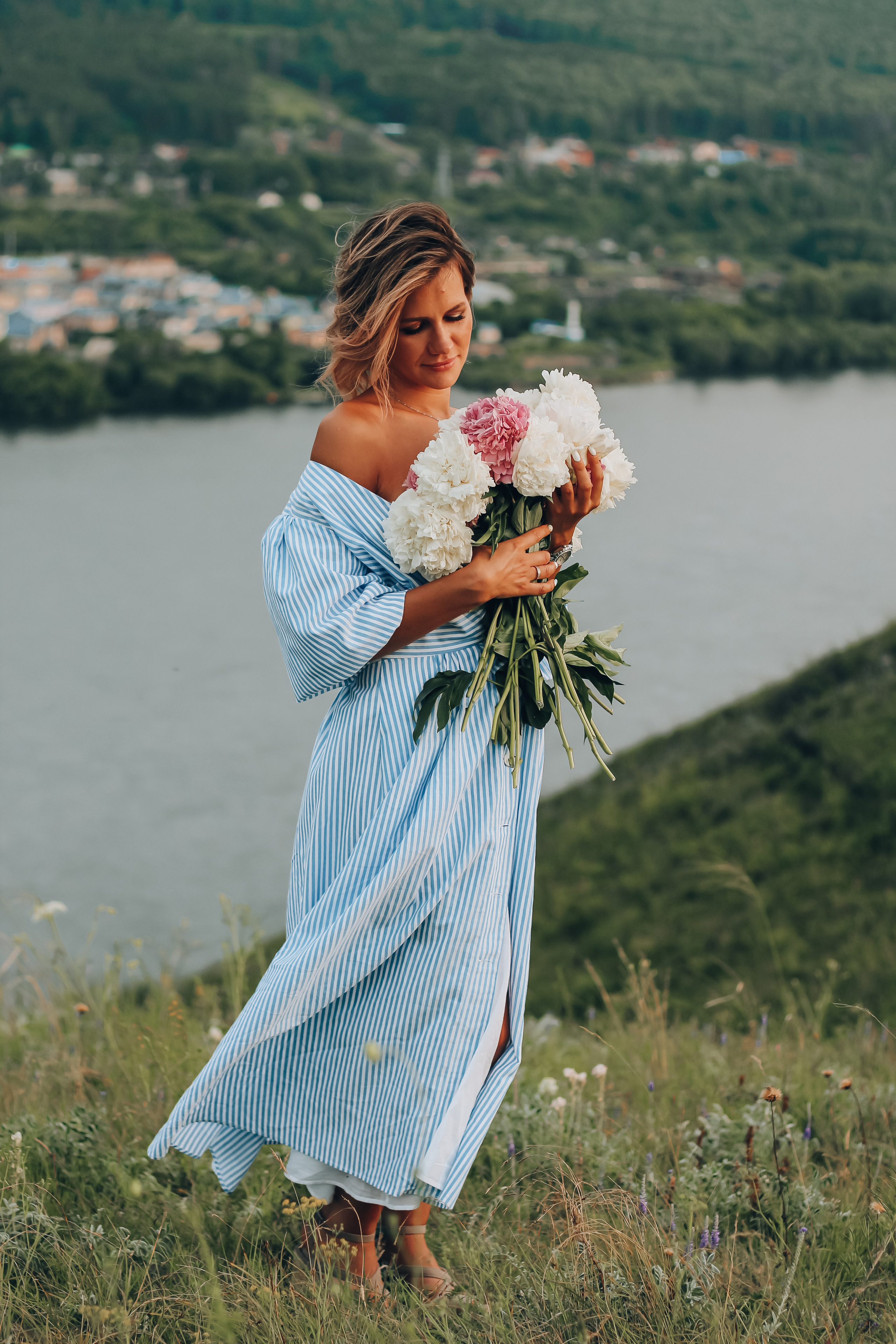 Пикник летом. Женский фотограф Москва Люция Дубняк