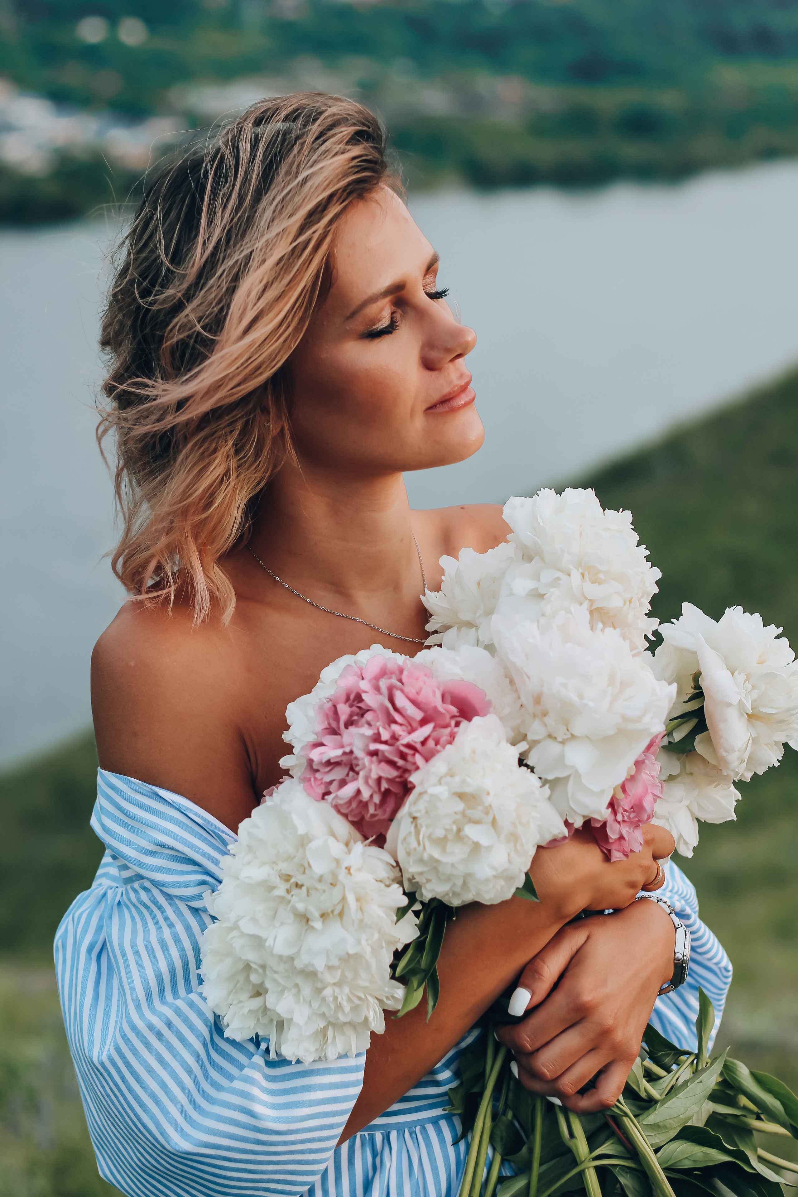 Пикник летом. Женский фотограф Москва Люция Дубняк