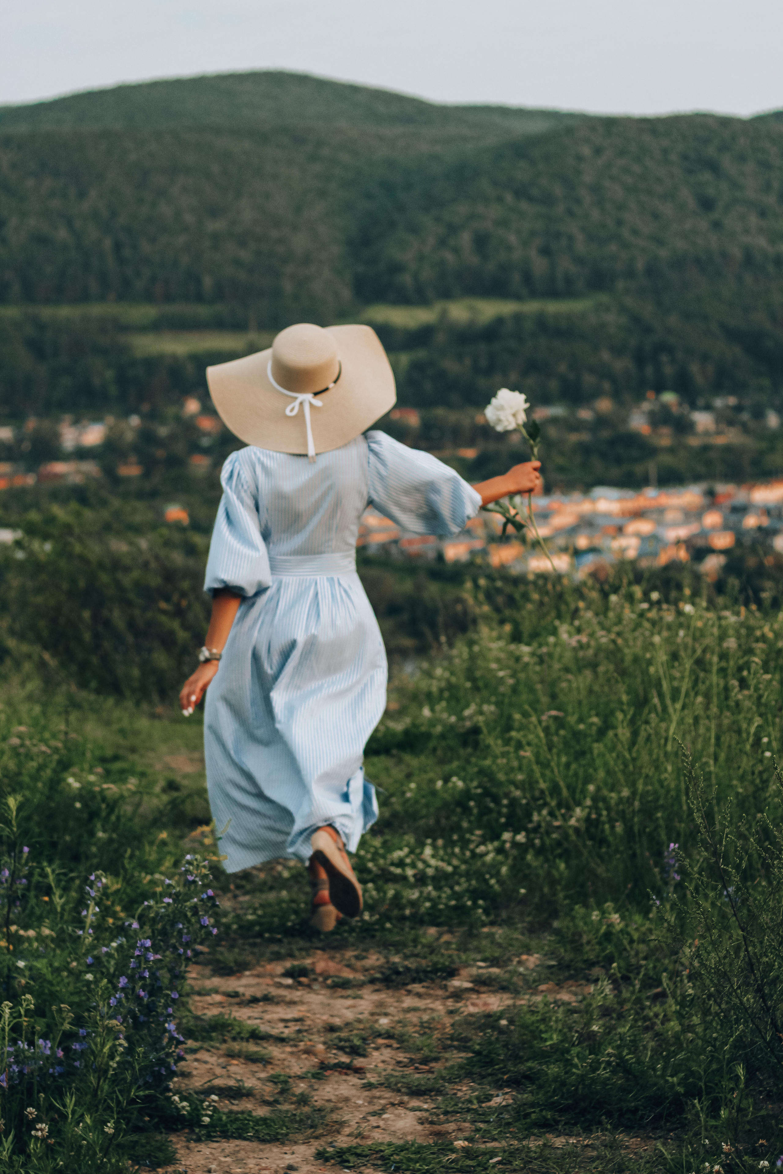 Пикник летом. Женский фотограф Москва Люция Дубняк