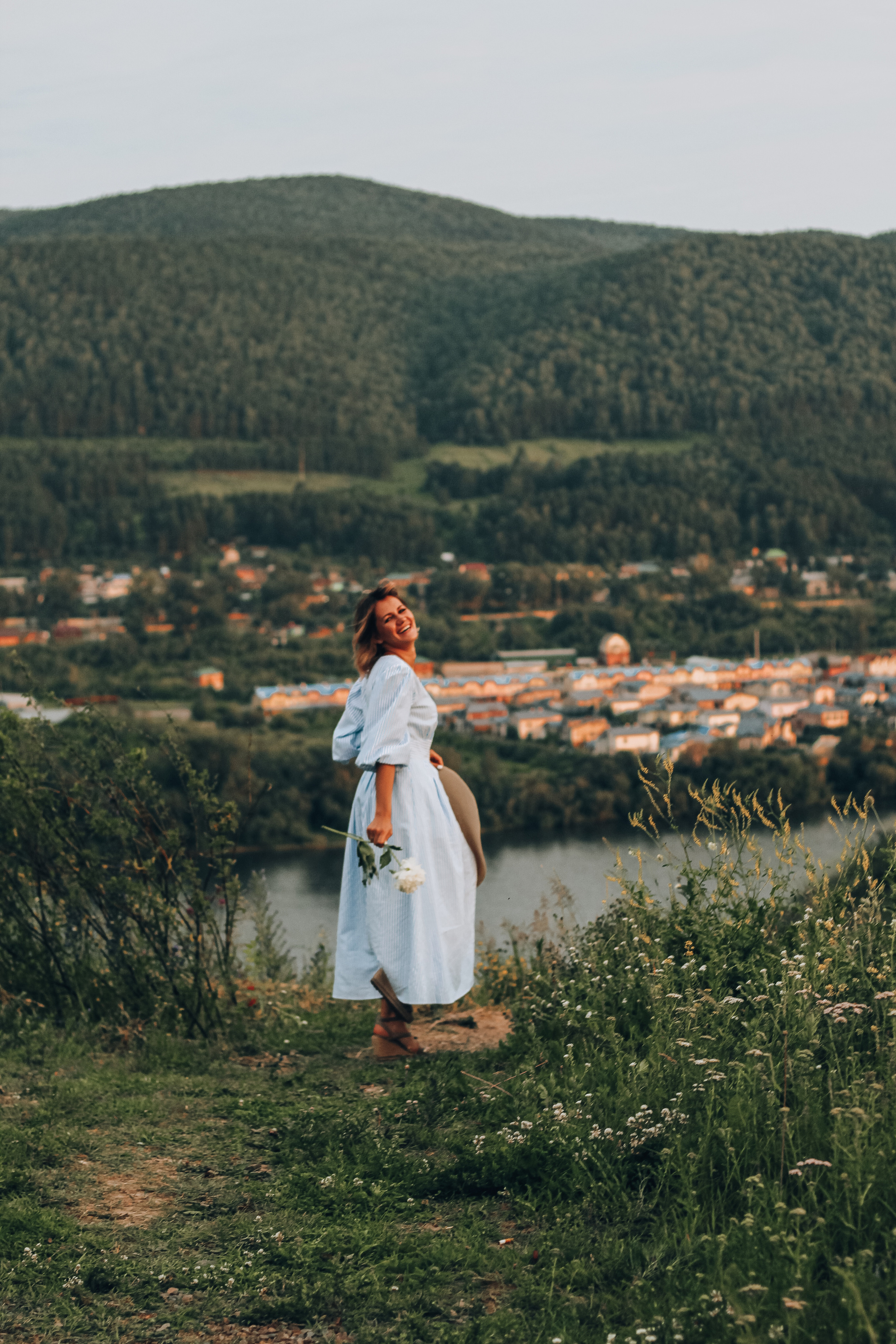 Пикник летом. Женский фотограф Москва Люция Дубняк