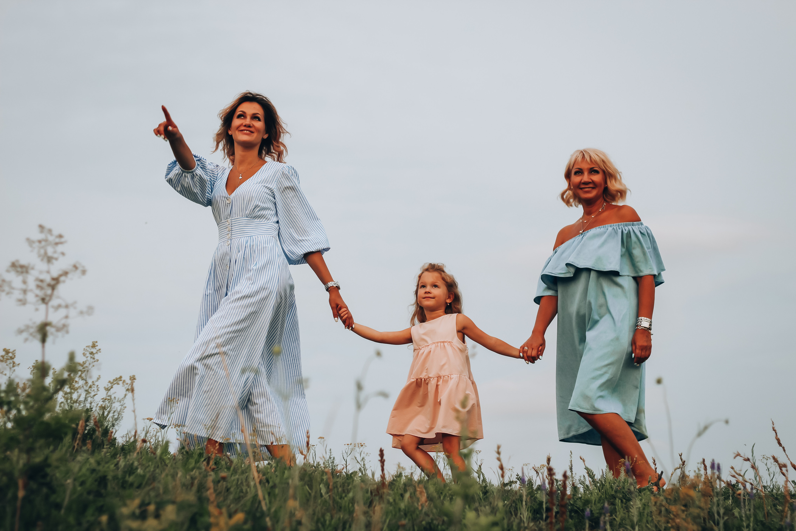 Пикник летом. Женский фотограф Москва Люция Дубняк