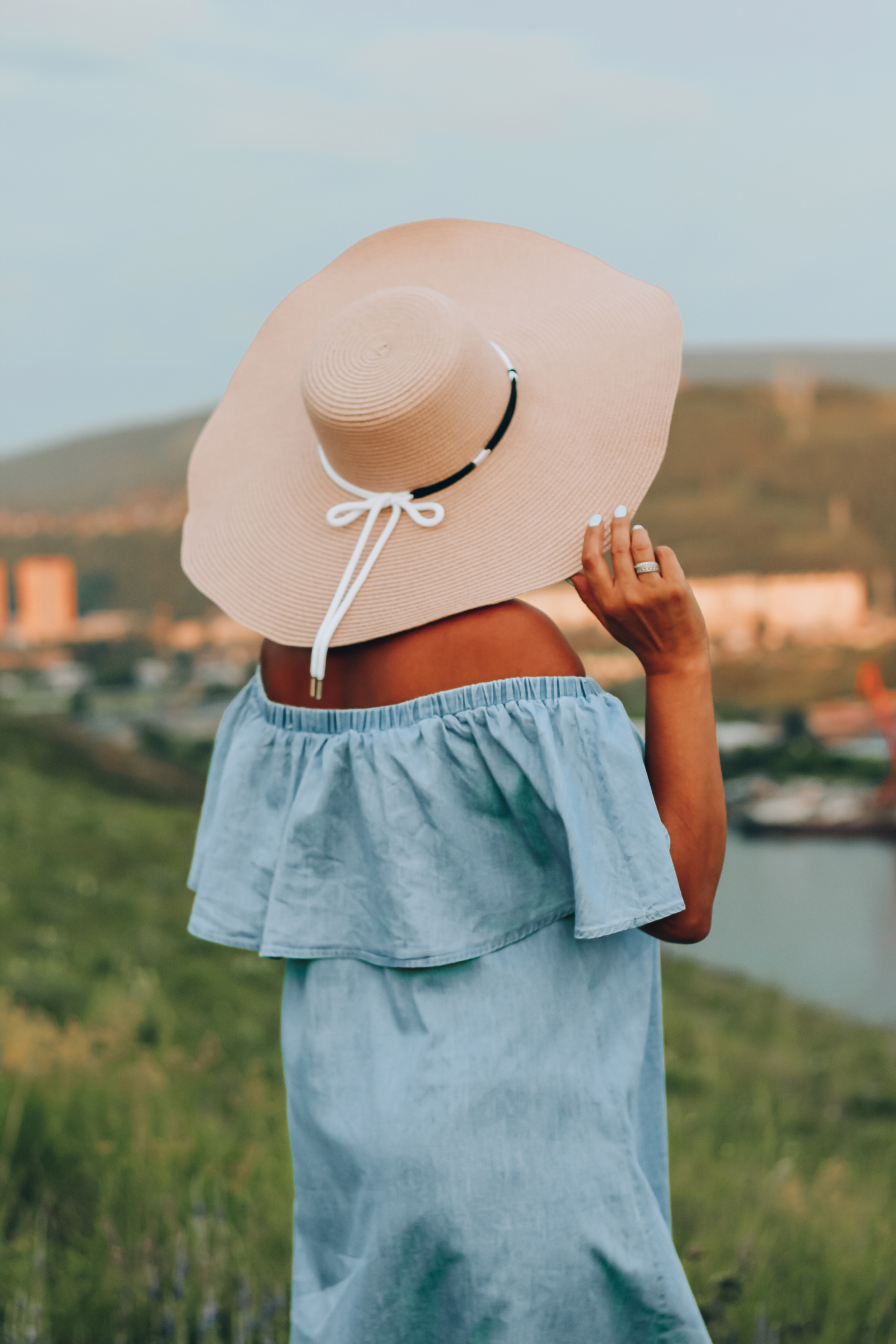 Пикник летом. Женский фотограф Москва Люция Дубняк