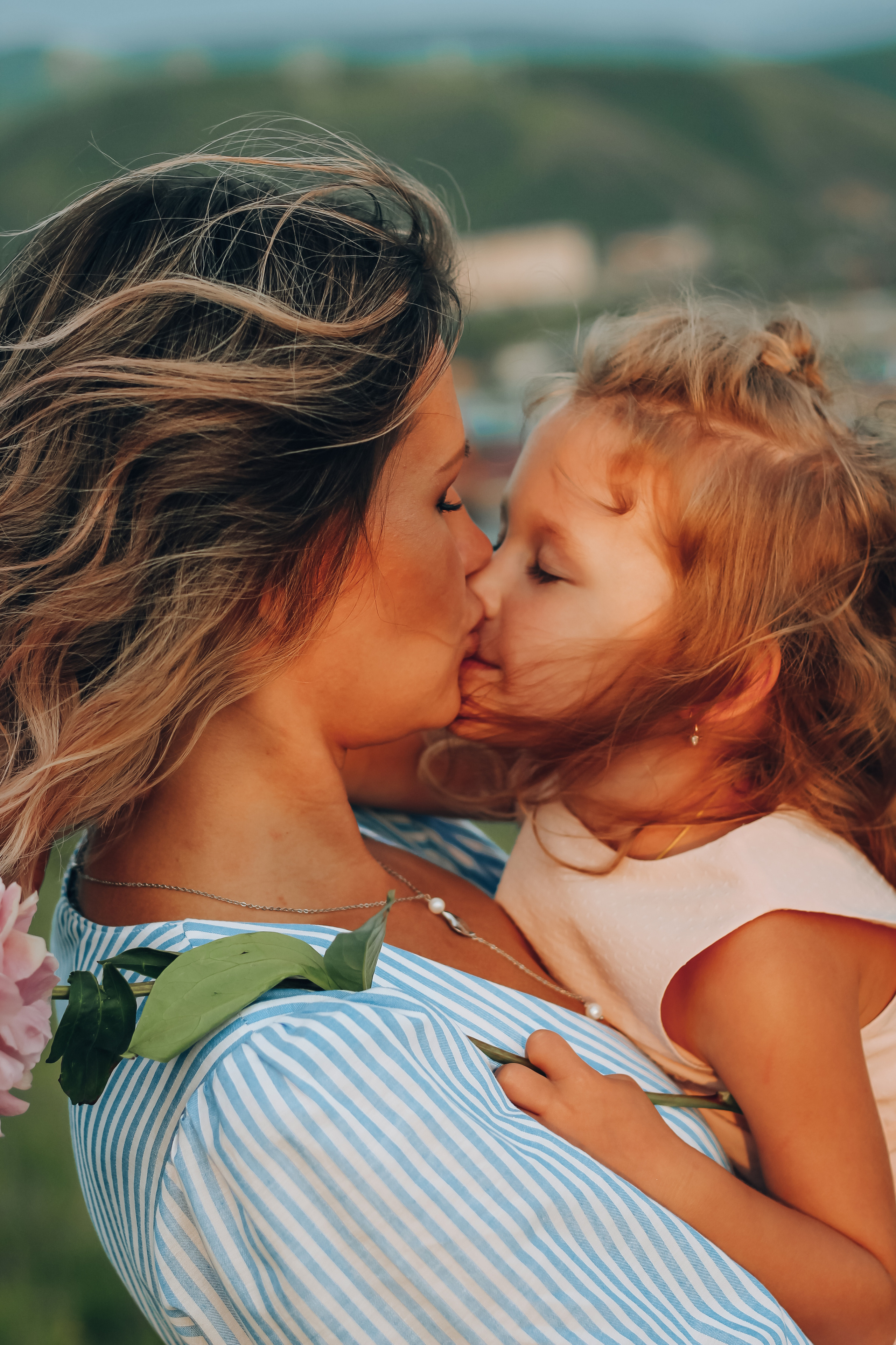 Пикник летом. Женский фотограф Москва Люция Дубняк