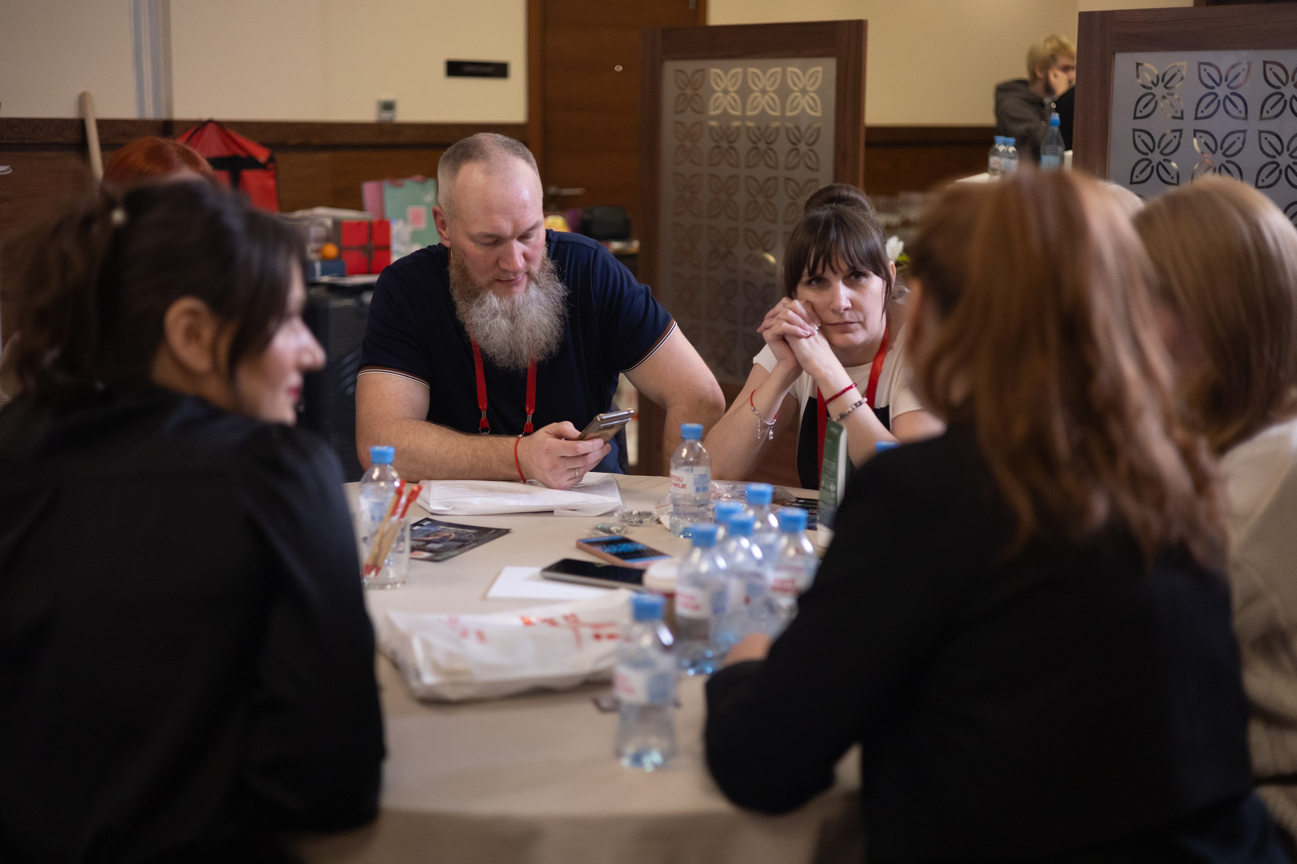«СКАЖИ ДЕНЬГАМ ДА». Фотограф Красноярск съемки лавстори, фотосессия в студии, портретная съемка, творческие фотосессии
