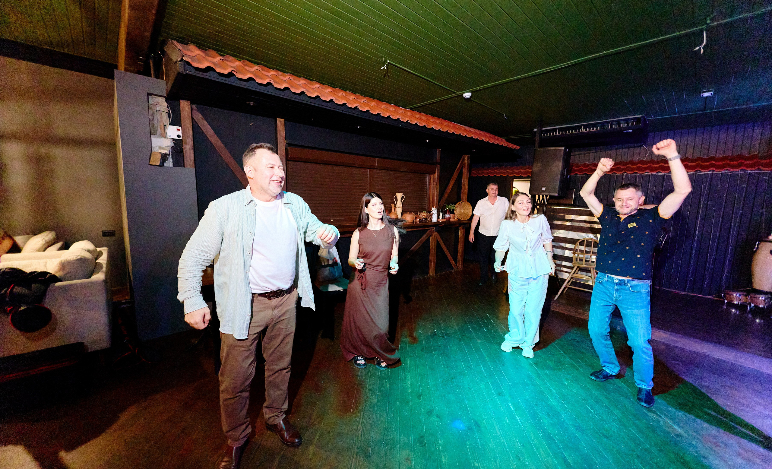 Выпускной 35 Сош. Фотограф Выпускные альбомы Таганрог Сергей Коробченко