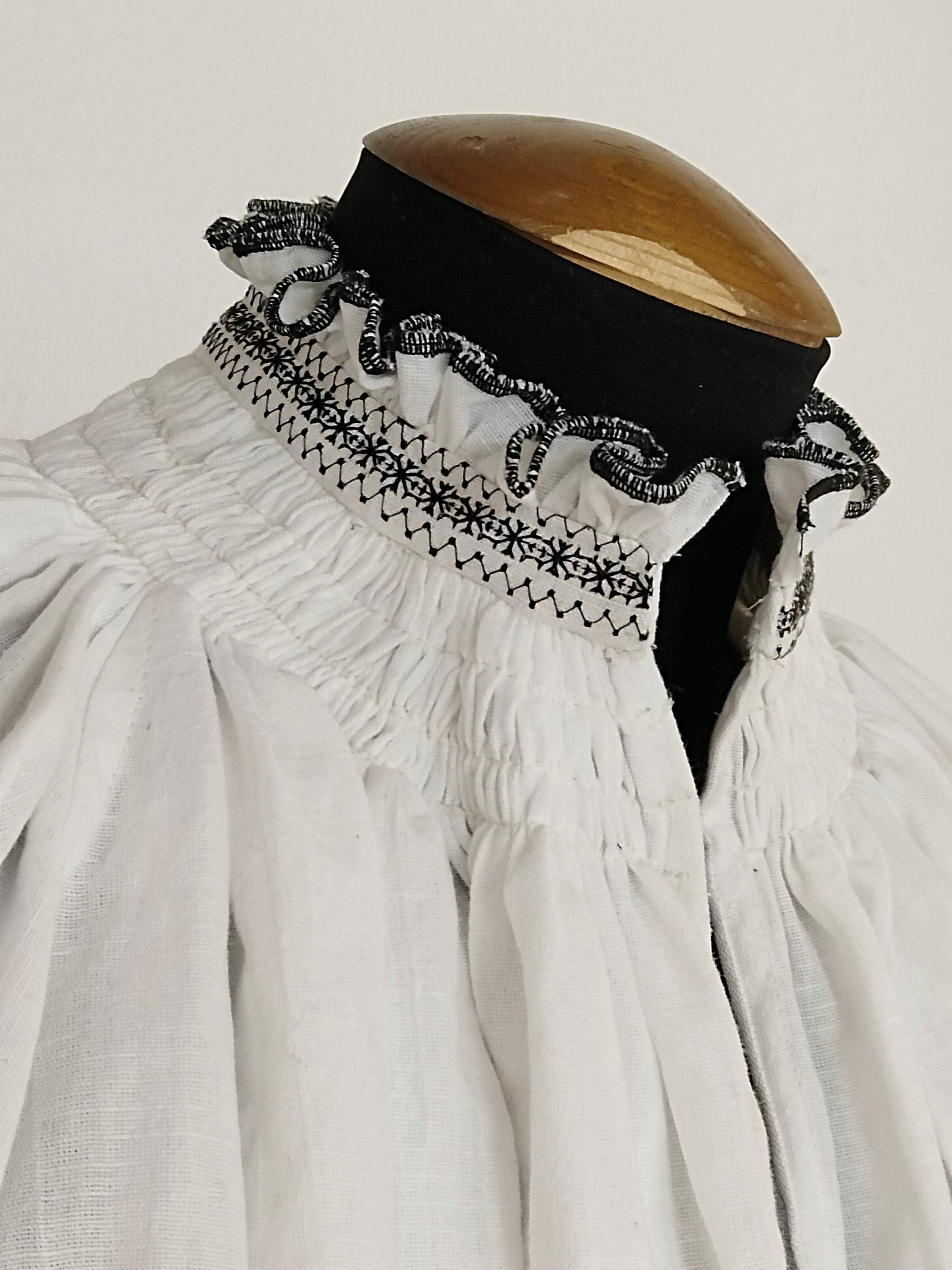 Костюмы. AIREN DESIGN — художественное ателье