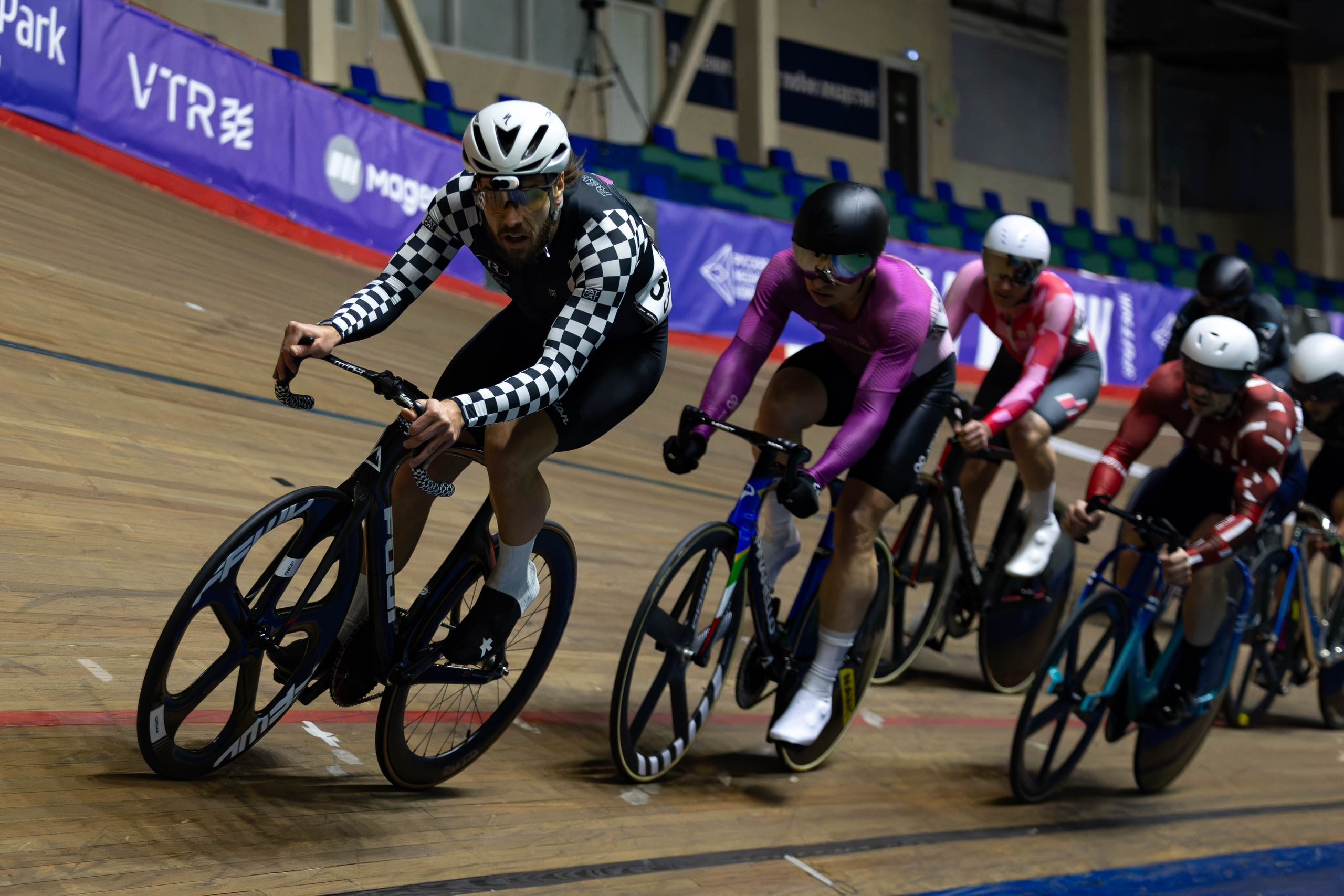 Sputnik Track Локосфинкс. Спортивный фотограф в Санкт-Петербурге Илья Vacool