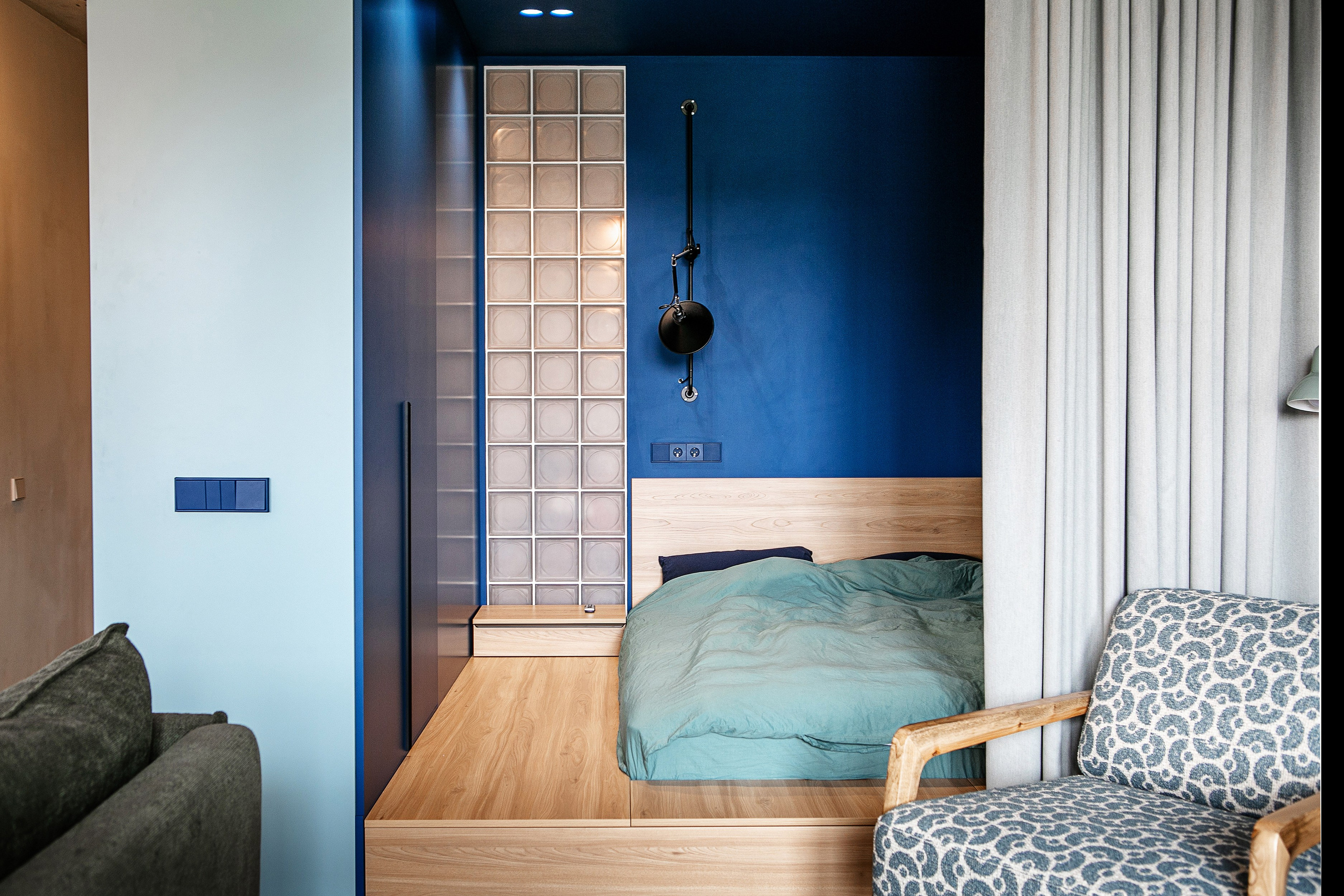 Интерьер ЖК Ирнест. Контент фотограф, съемка для маркетплейсов, фуд съемка и репортажи в Новосибирске Ралия Галеева