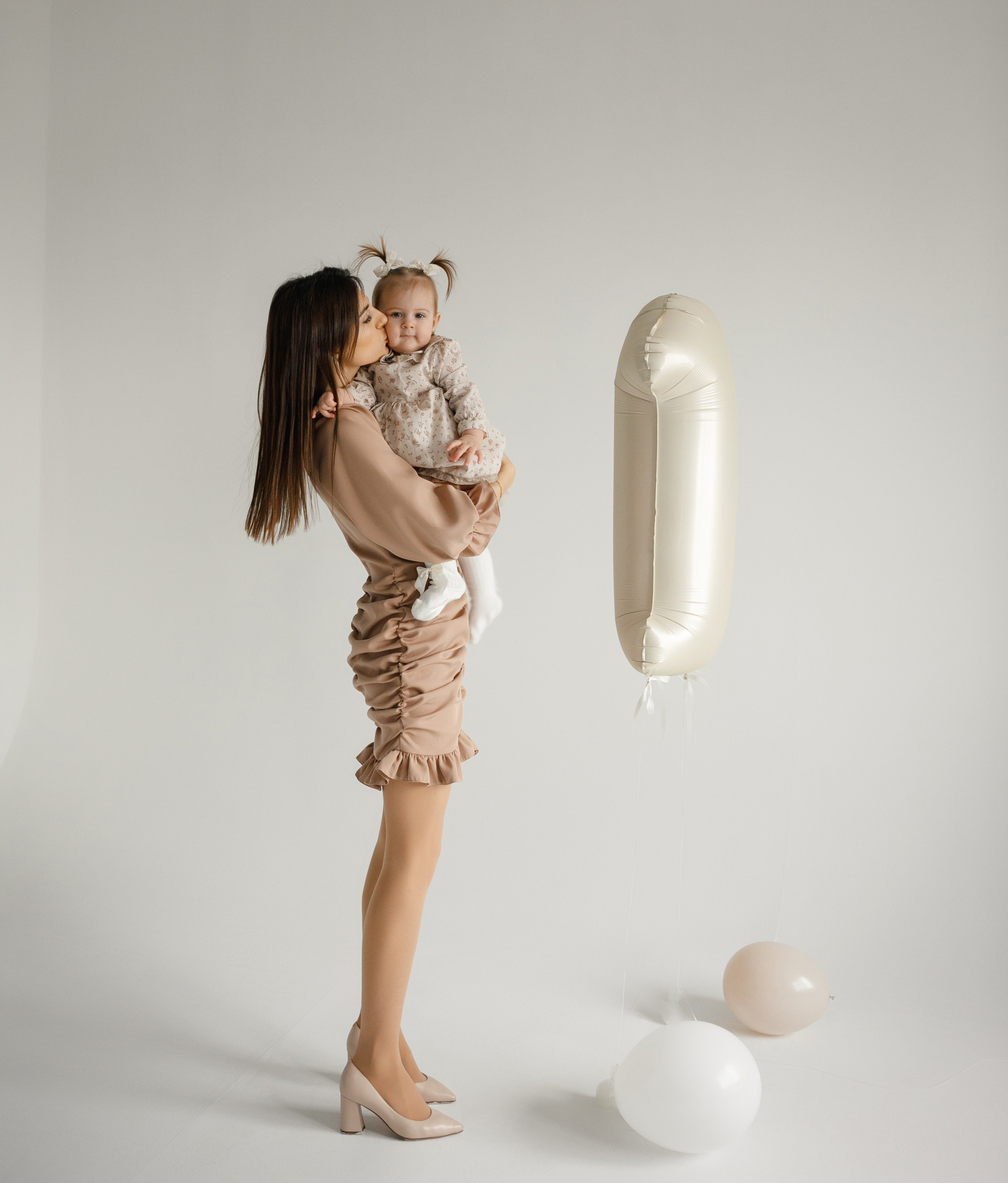 Годовасие Ева. Свадьбы