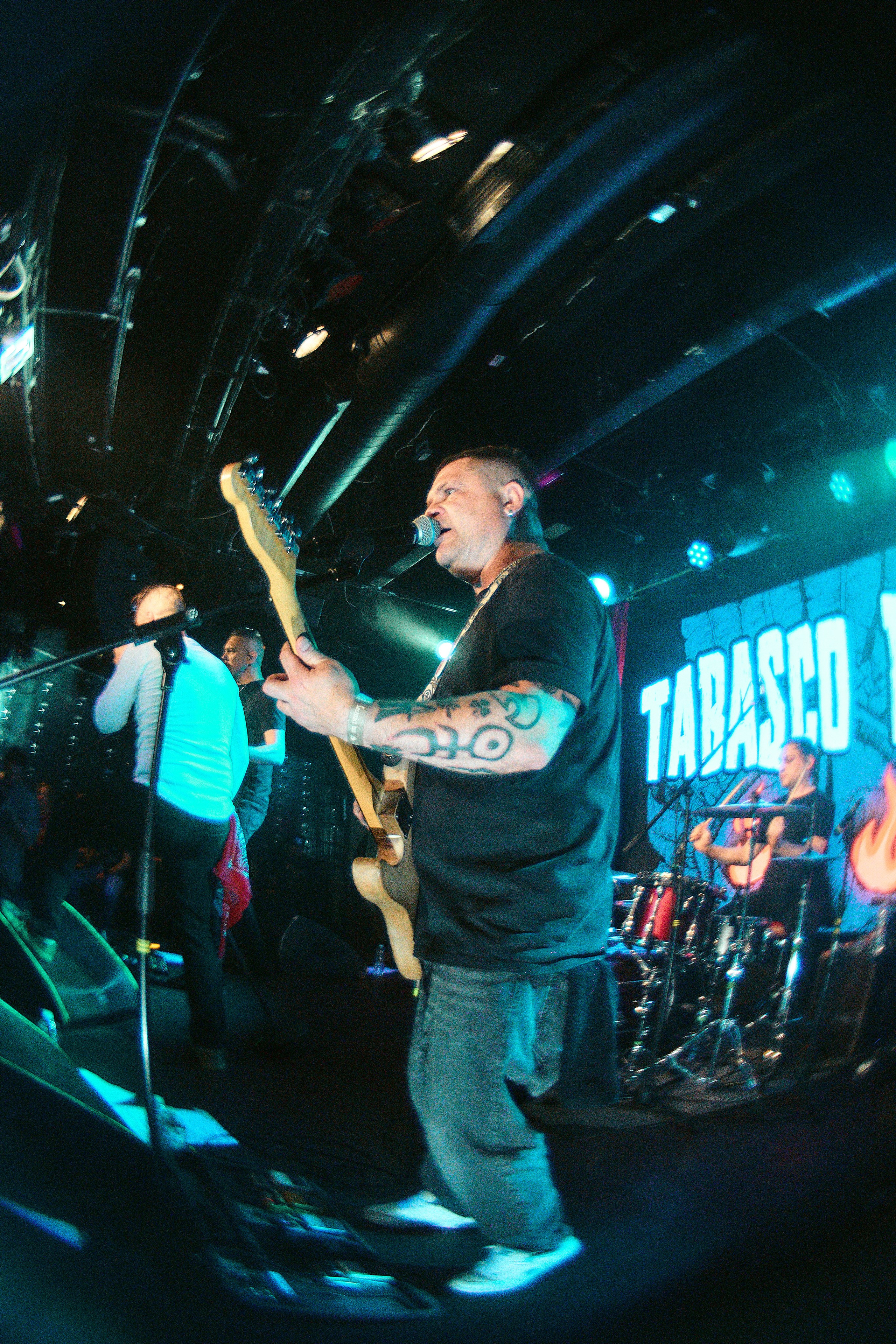 ТАБАСКО БЭНД — 16 ТОНН. Фотография для артистов