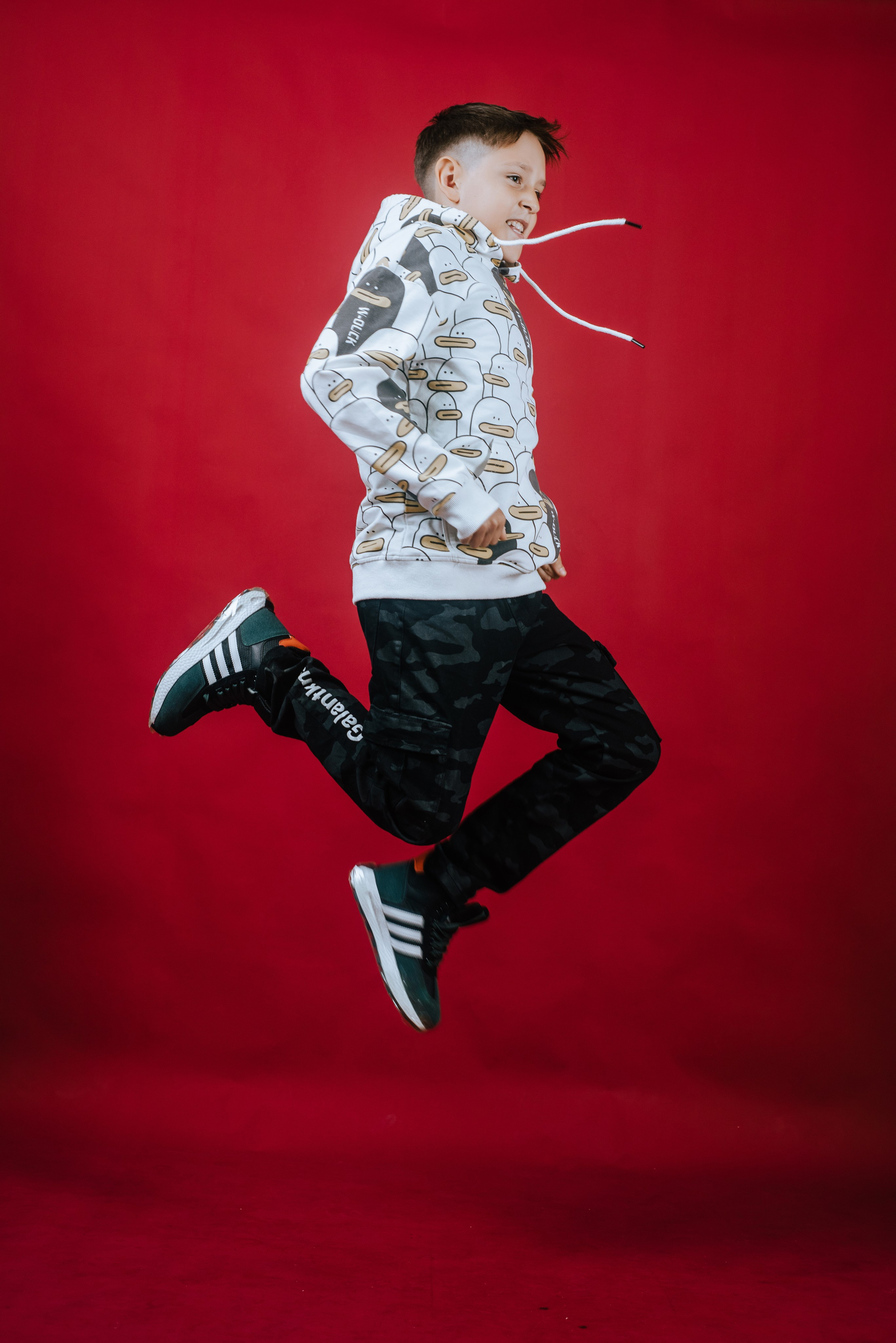 4Б — школа № 1. Фотограф Ярмишко Дарья. Выпускные фотокниги