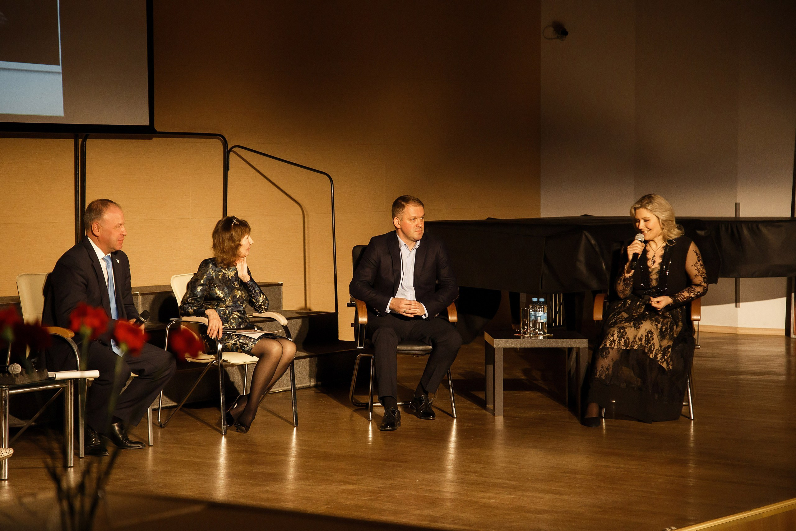 Детская школа искусств № 4. Семейный фотограф Любовь Саркеева