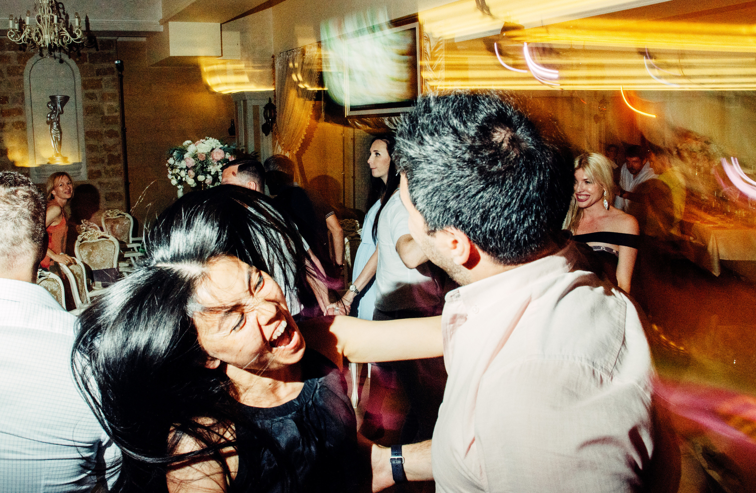 Свадьбы. Спасибо за проявленный интерес к моему творчеству! Меня зовут Россохат