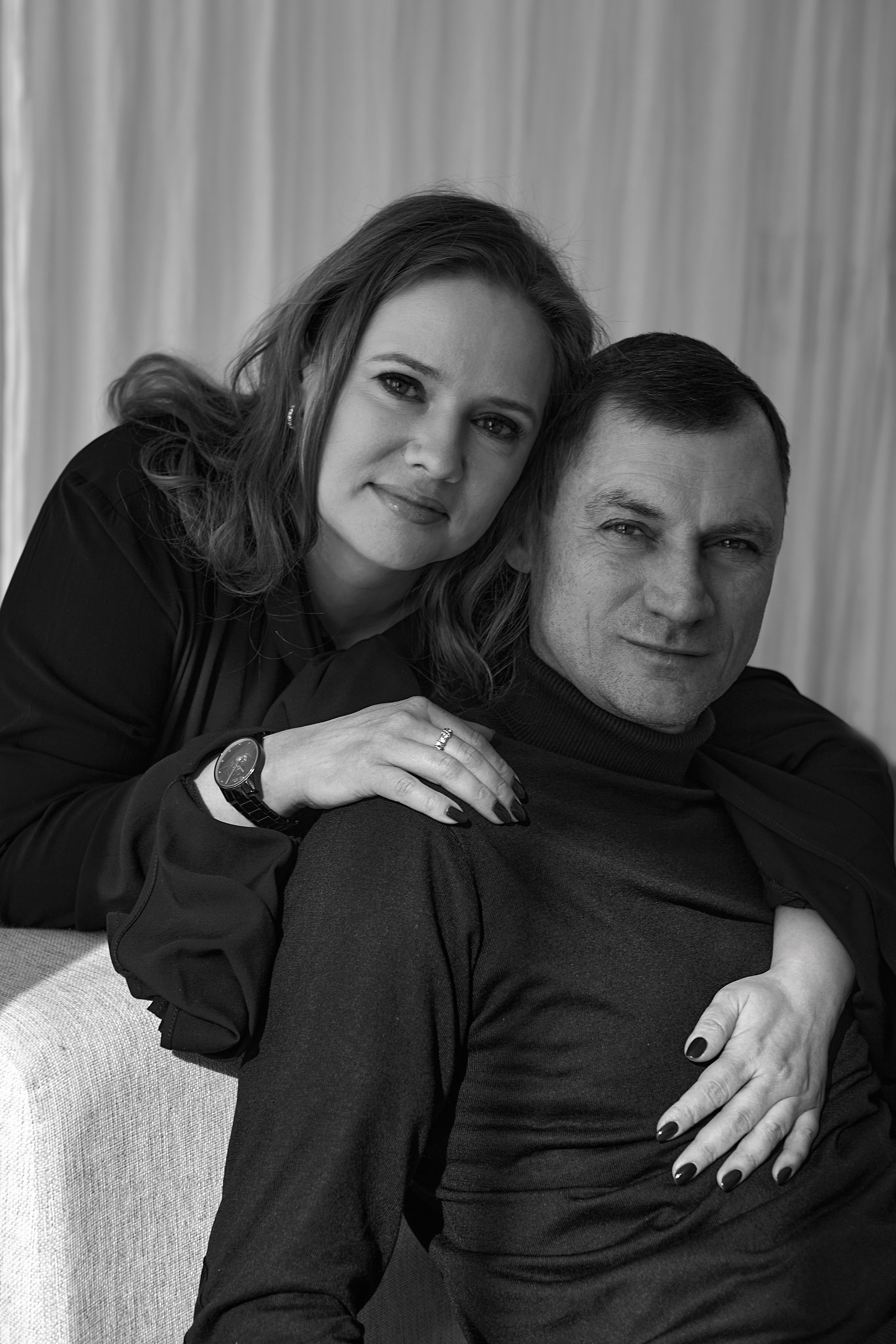 Студийная фотосессия для семейной пары. Портретный, свадебный и семейный фотограф в Краснодаре Михеева Светлана