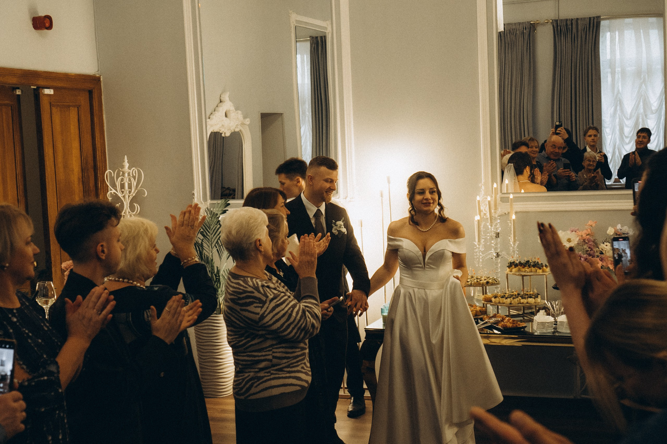 СЬЕМКА РЕПОРТАЖ В ЗАГСЕ (2 ДВОРЕЦ). Профессиональный фотограф, Санкт-Петербург — Виктория Богомолова